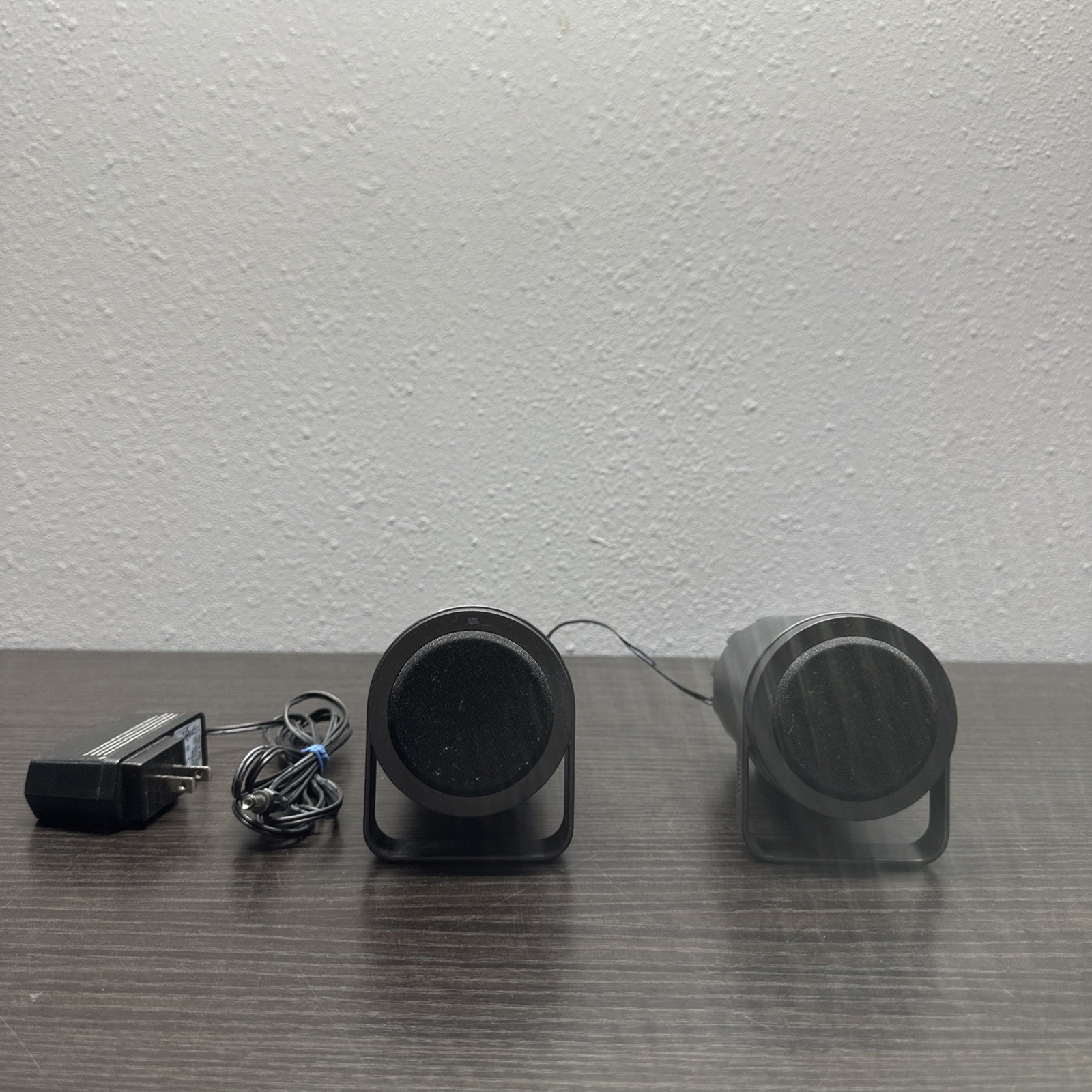 Altec Lansing BX1221 Powered Audio Desktop Computer Speakers Only  Plus Adapter