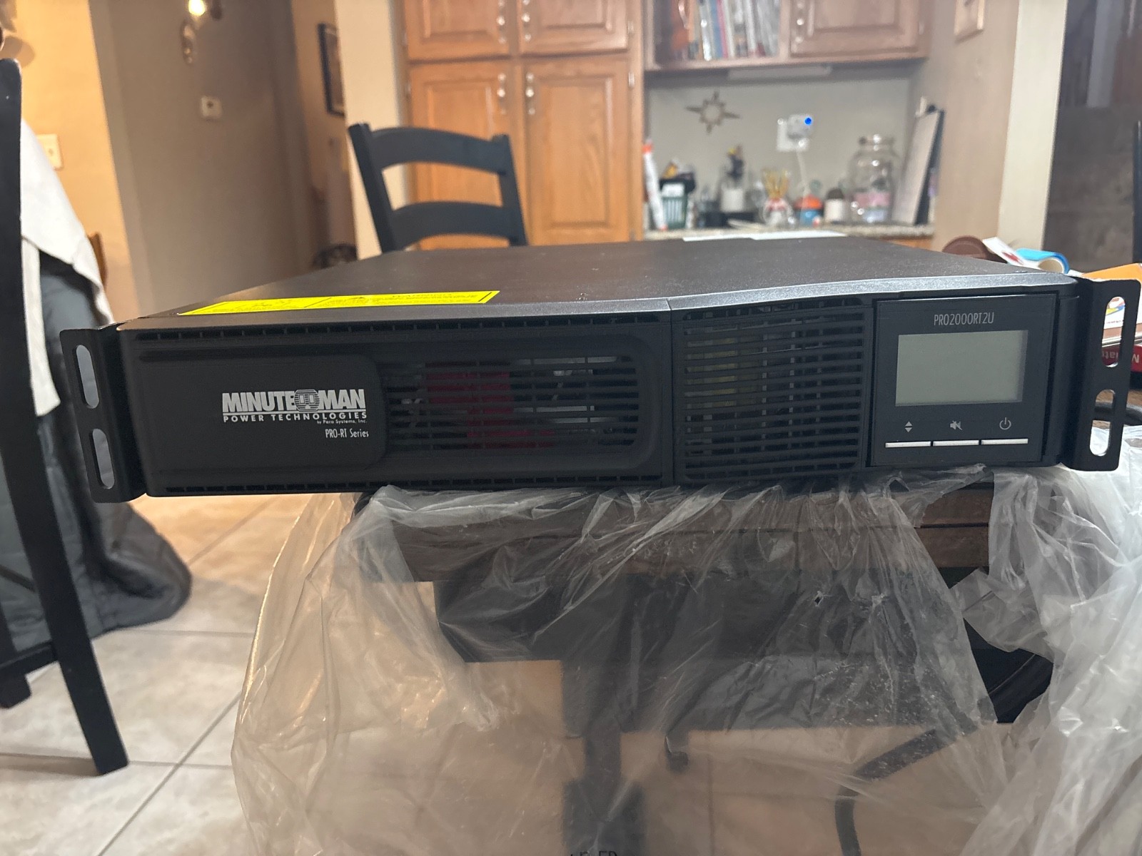 Minuteman / Para Systems - PRO2000RT2U - Minuteman PRO-RT 2000VA
