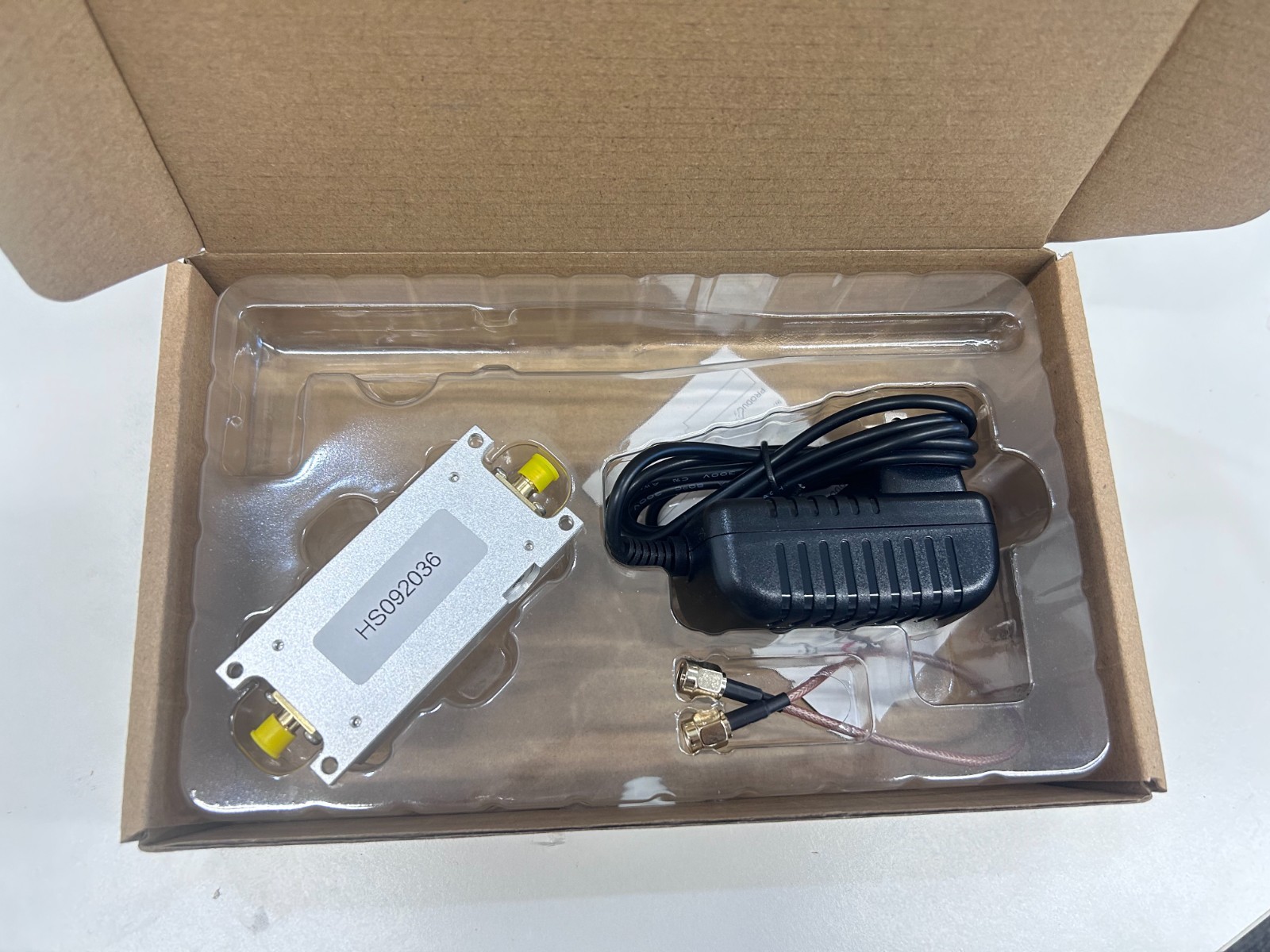 1Pcs SZHUASHI 0.9GHz Wifi 4W 36dBm Range Extenders New，Signal Booster