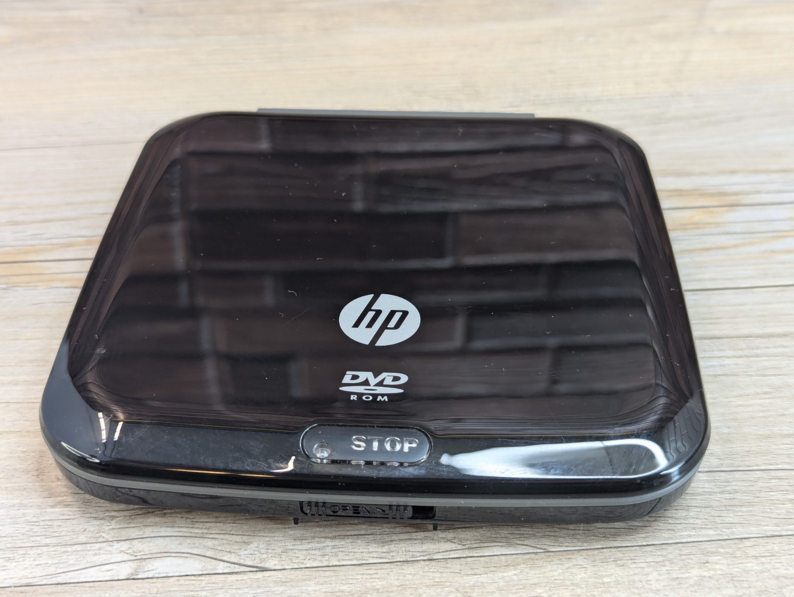 HP USB DVD-ROM Drive rm475e-H01 1 8X External Slim Top-Load Hewlett-Packard