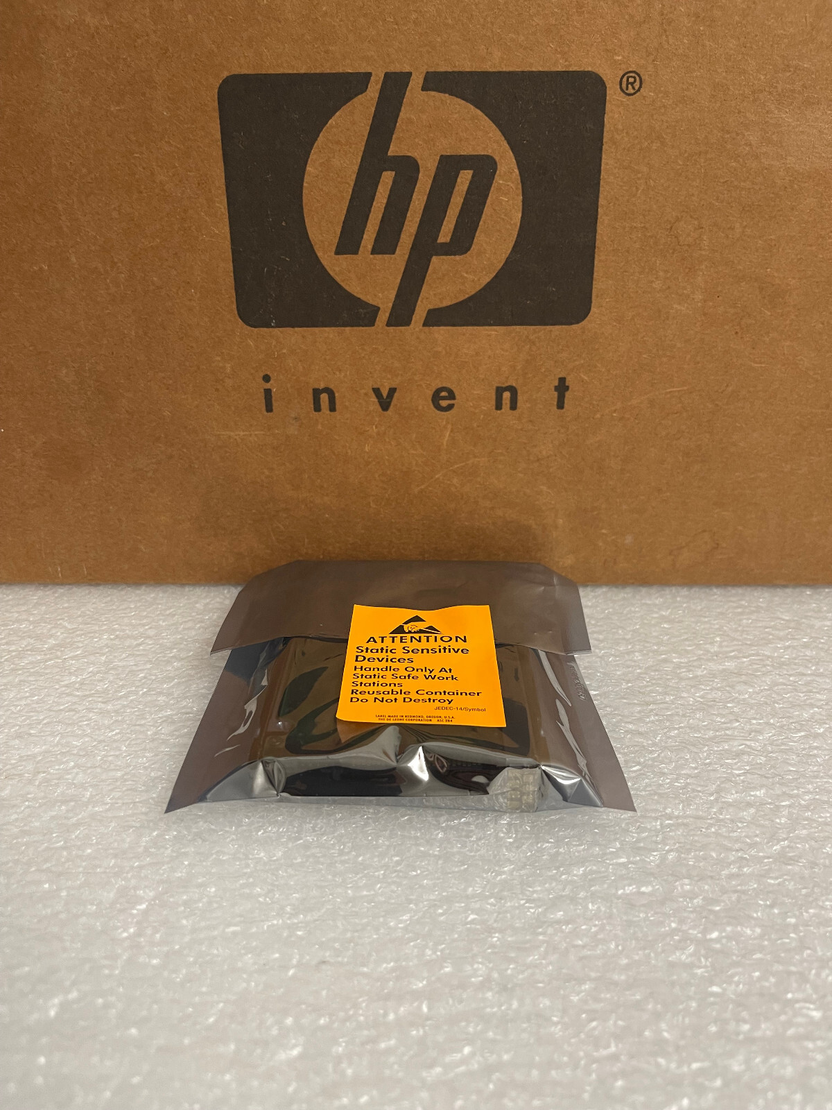 HPE 765466-B21 2TB 12G 7.2K 2.5'' SAS SC HDD FOR DL360 DL380 G8 G9 765873-001