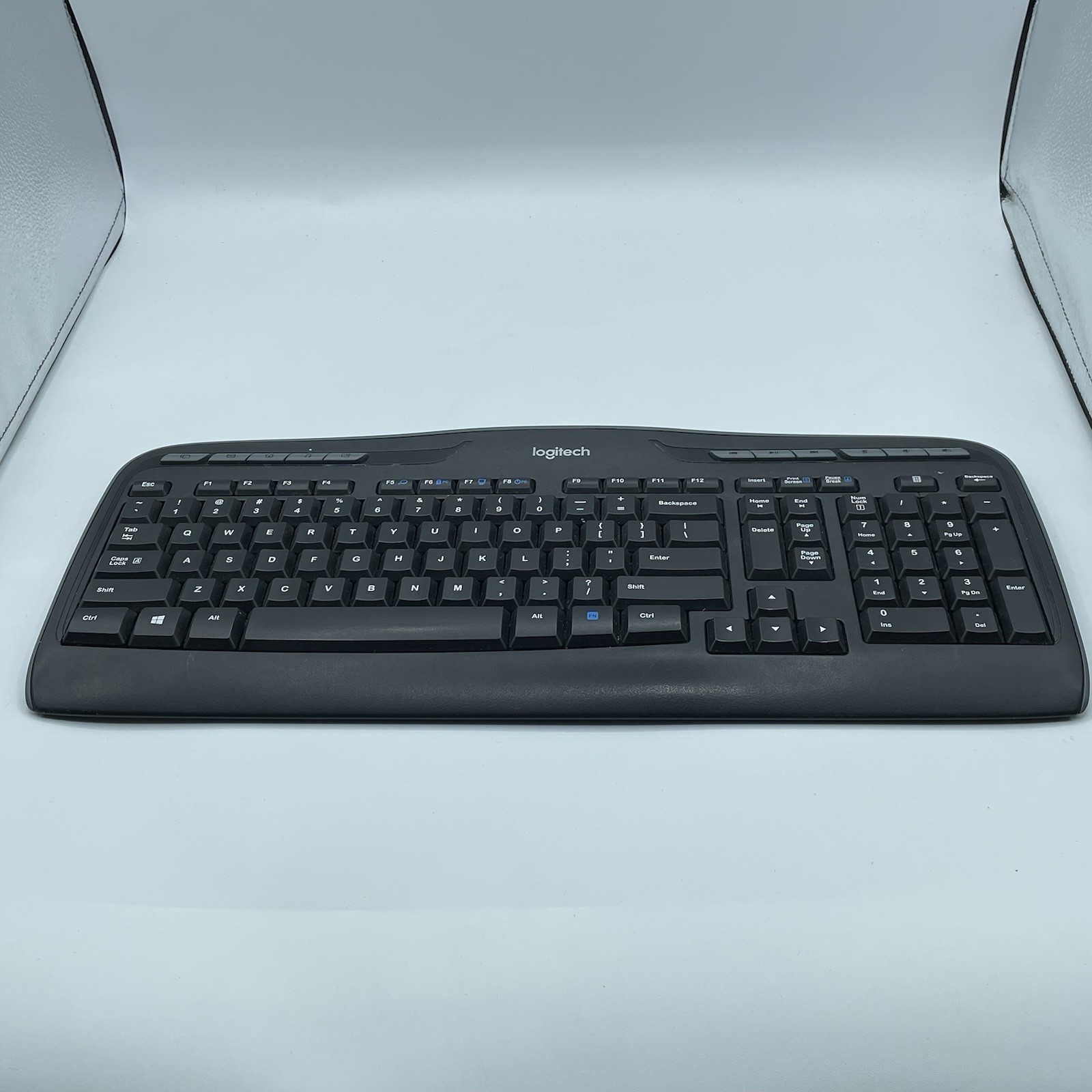 Logitech K330 Y-R0009 Wireless Keyboard - No USB dongle or Mouse included. Works