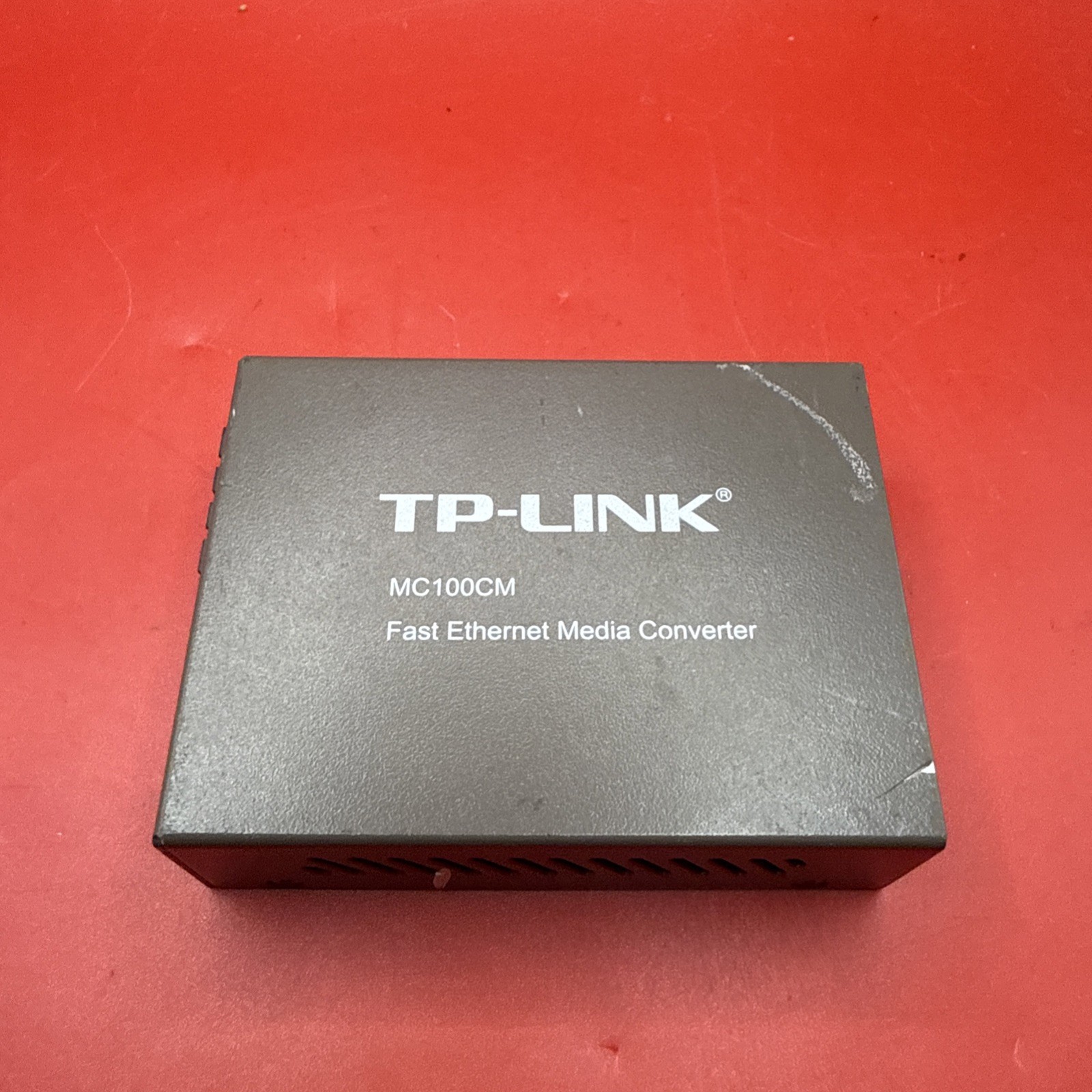TP-LINK MC100CM Fast Ethernet Media Converter No Adapter