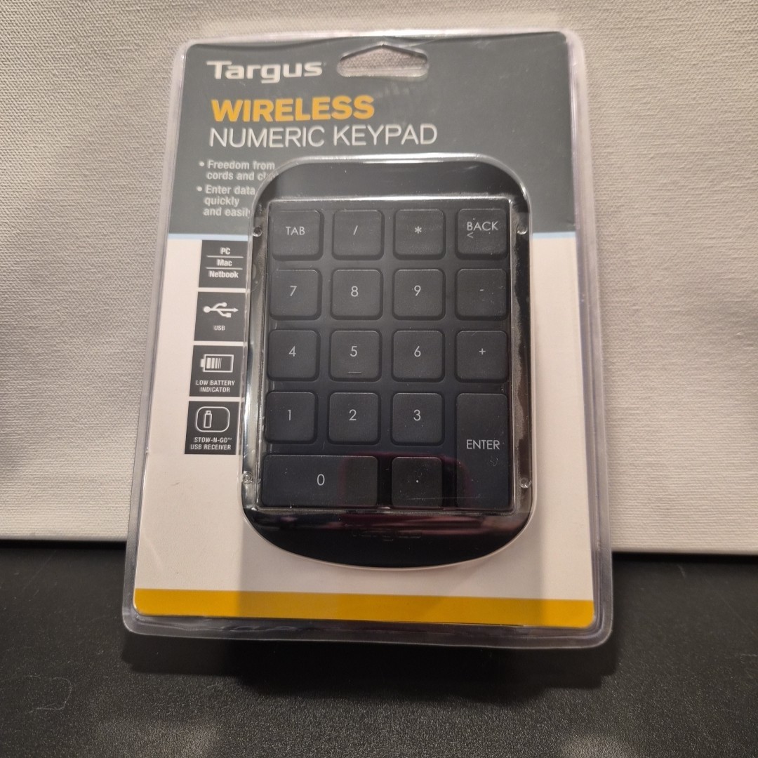 TARGUS Portable Wireless Numeric Keypad AKP11US Black NWT