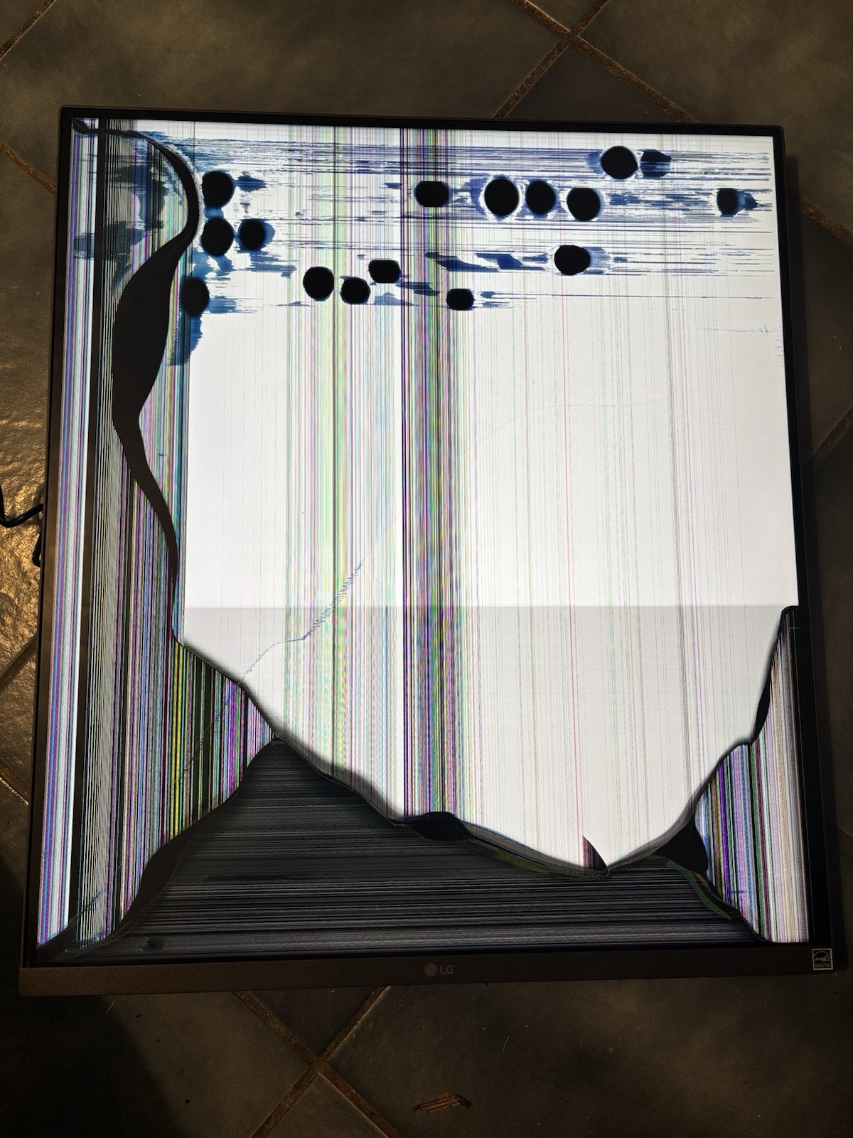 LG Monitor 28MQ750 - C DualUp Broken For Parts Only