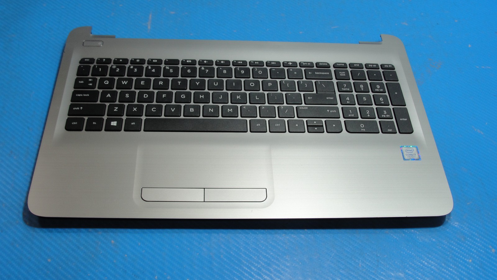 HP 15.6” 15-ay198nr Palmrest w/BL Keyboard & TouchPad & Speakers AP1Q2000320