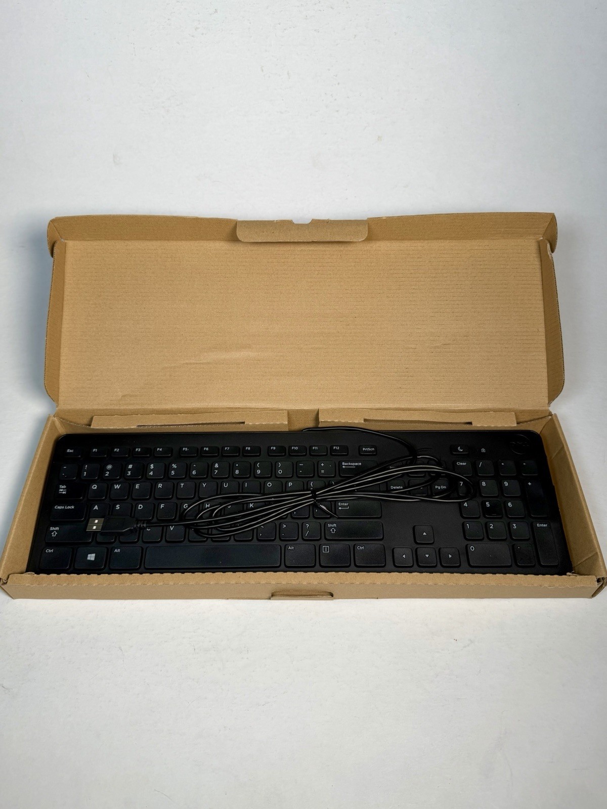 Dell KB113P USB Wired Keyboard Full Size Black New Open Box Cosmetic Flaws
