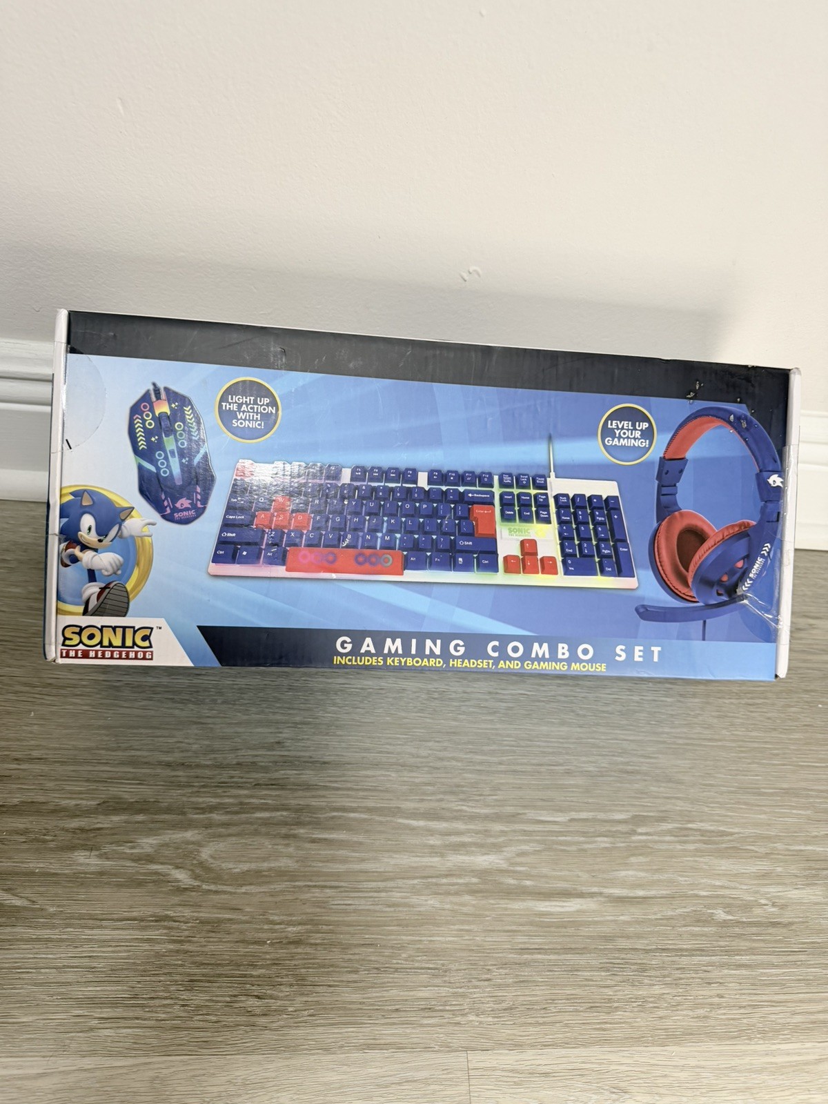 SEGA SONIC The Hedgehog Gaming Keyboard, Headset, Mouse Set Sakar Blue Red