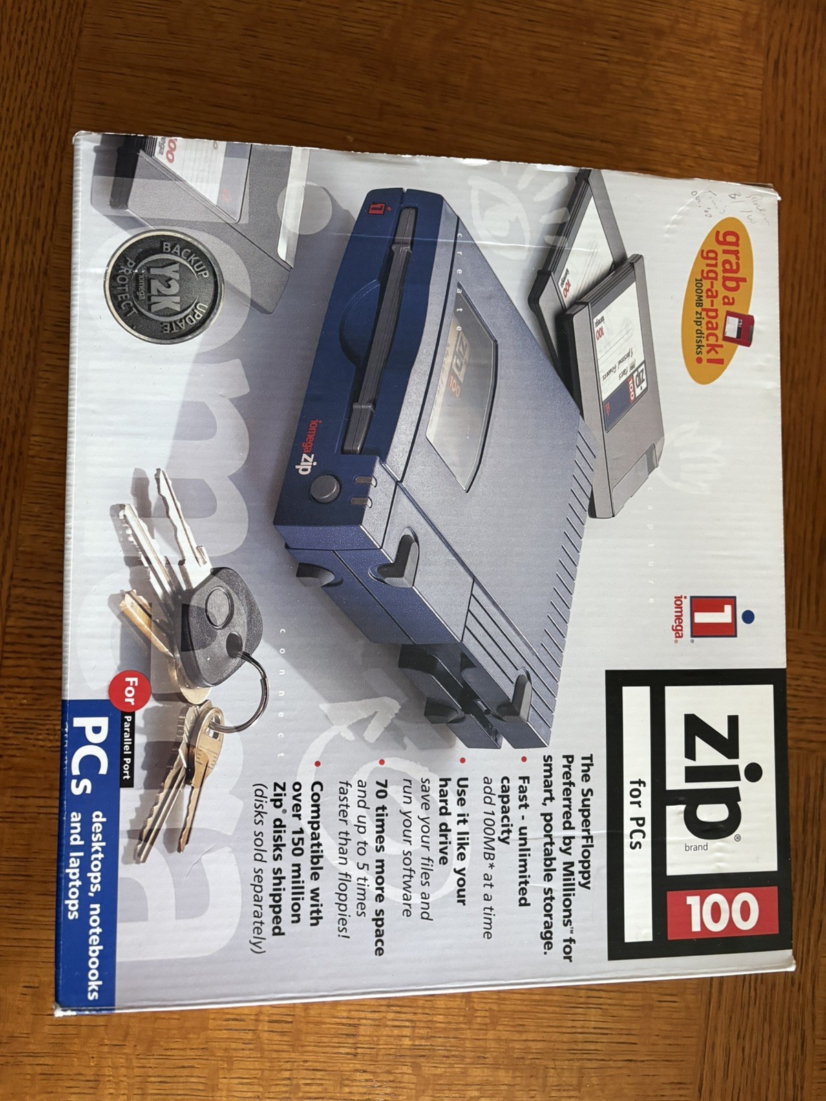IOmega 100 Zip Drive With Box and Manual - Tested Working w/ power and parallel