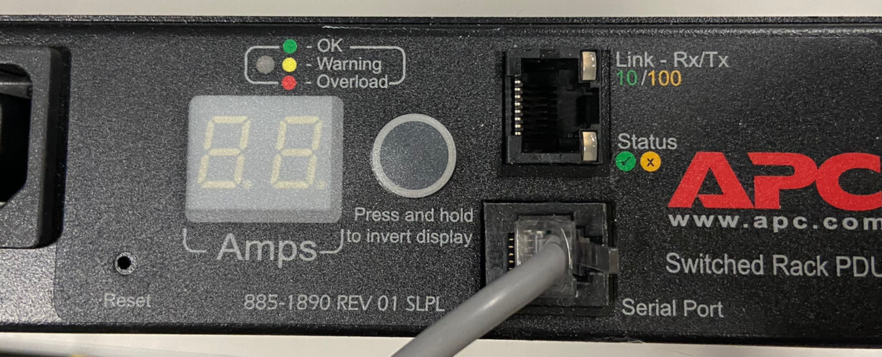 NEW APC AP7920B by Schneider Electric Rack PDU Switched 1U 12A/208V 10A/230V