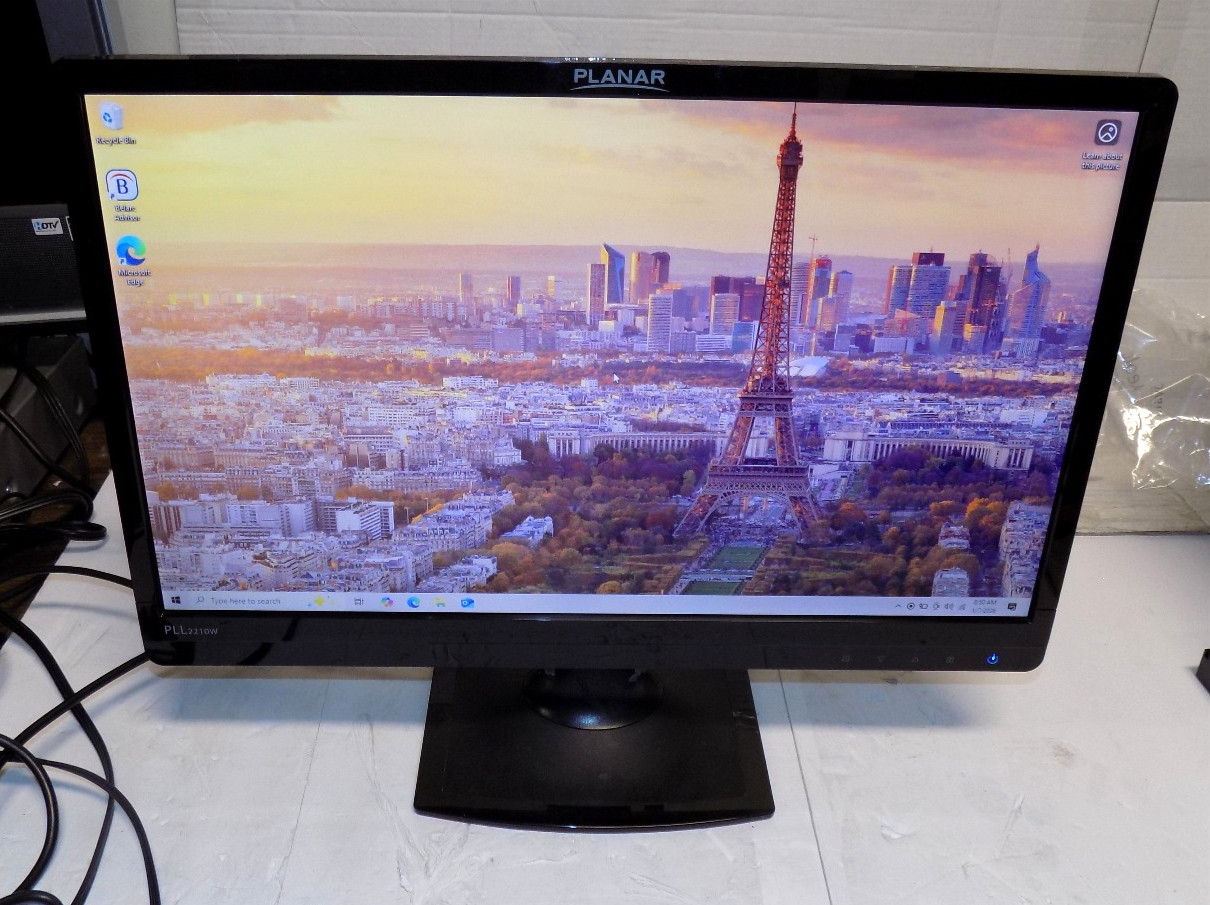 Planar PLL2210W 22 inch Widescreen LED Computer Monitor with Cables