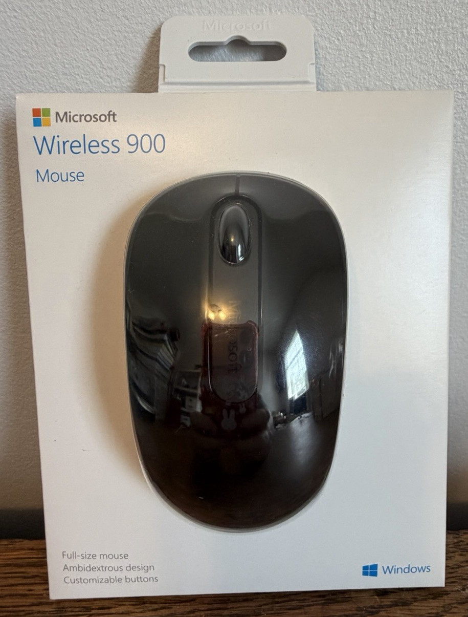NEW NIP Microsoft Wireless Mouse 900 Full-Size Ambidextrous Design (Black)