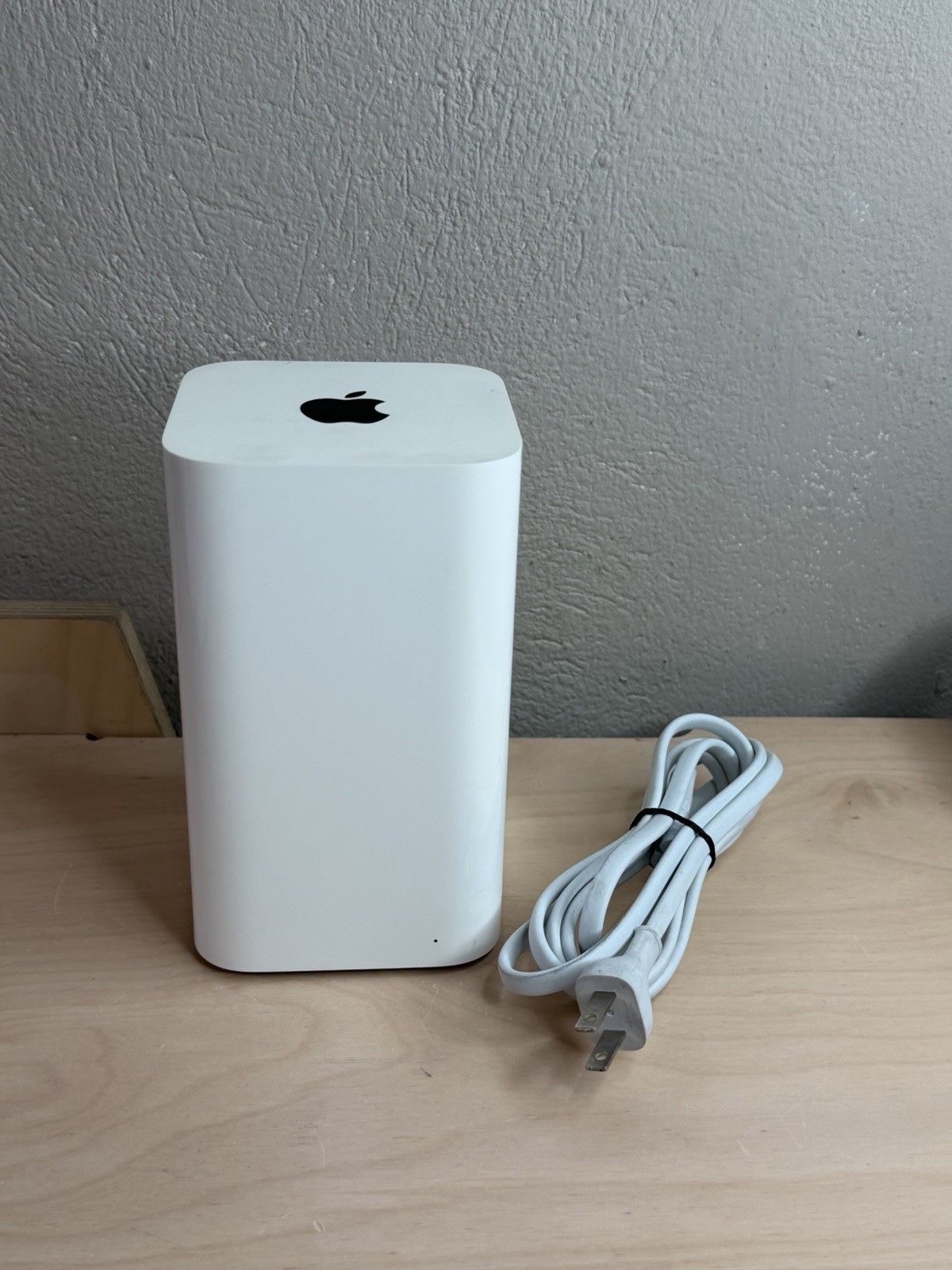 Apple Airport Time Capsule 3TB A1470 Wi-Fi Router NAS Backup - Reset & TESTED