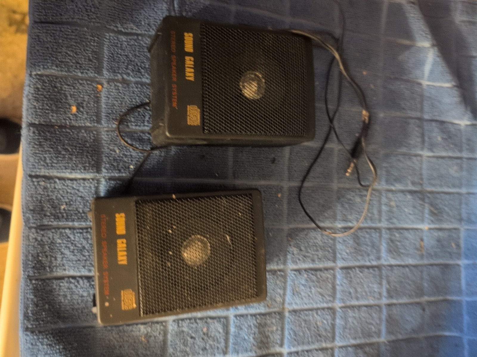 Vintage Sound Galaxy Speakers Set Of 2