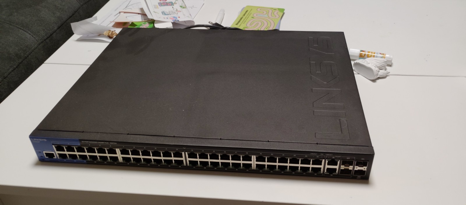 Linksys LGS552P Managed Gigabit Ethernet PoE+ 52 Port Network Switch