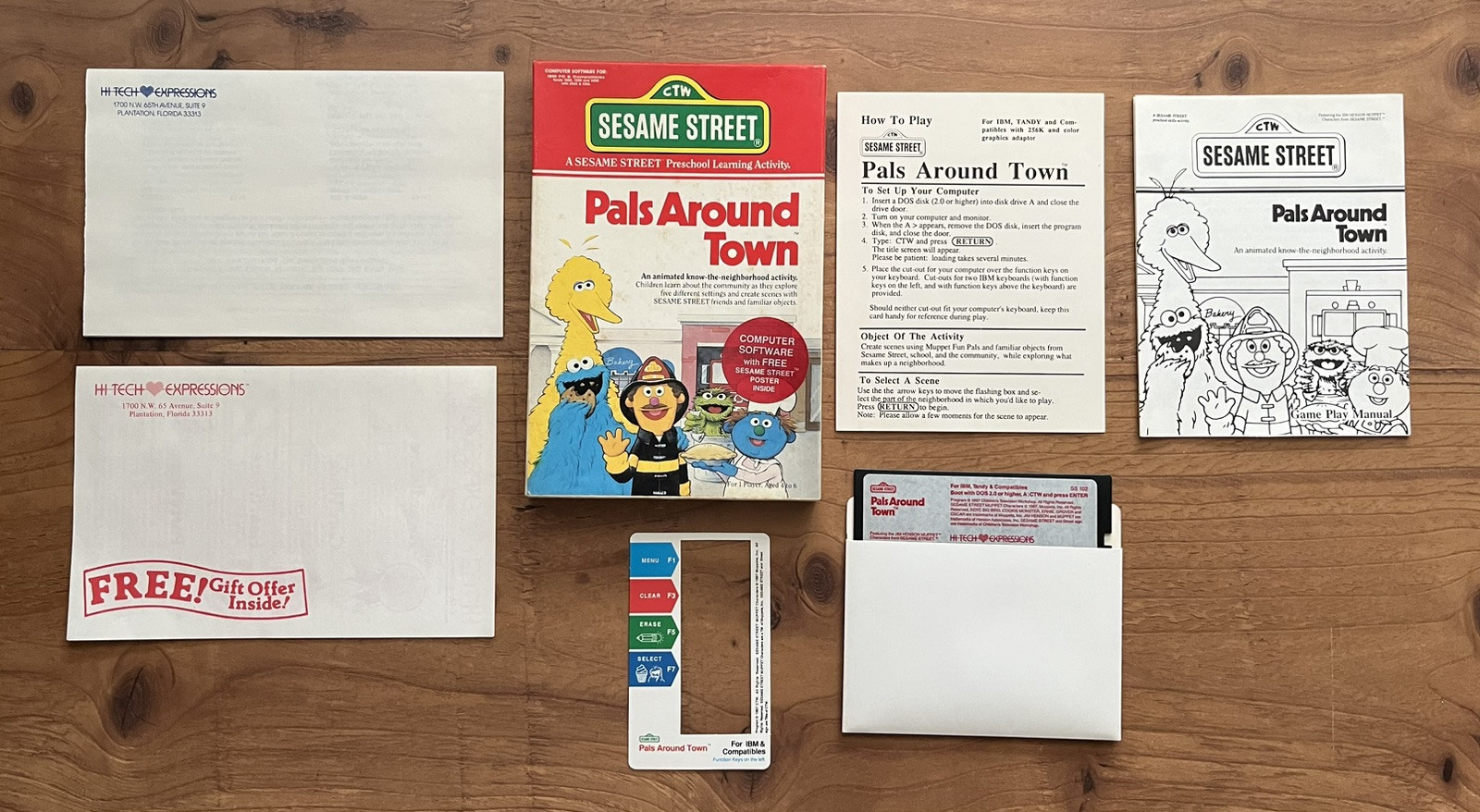 Sesame Street PALS AROUND TOWN HI TECH Expressions Floppy Disk UNTESTED Software