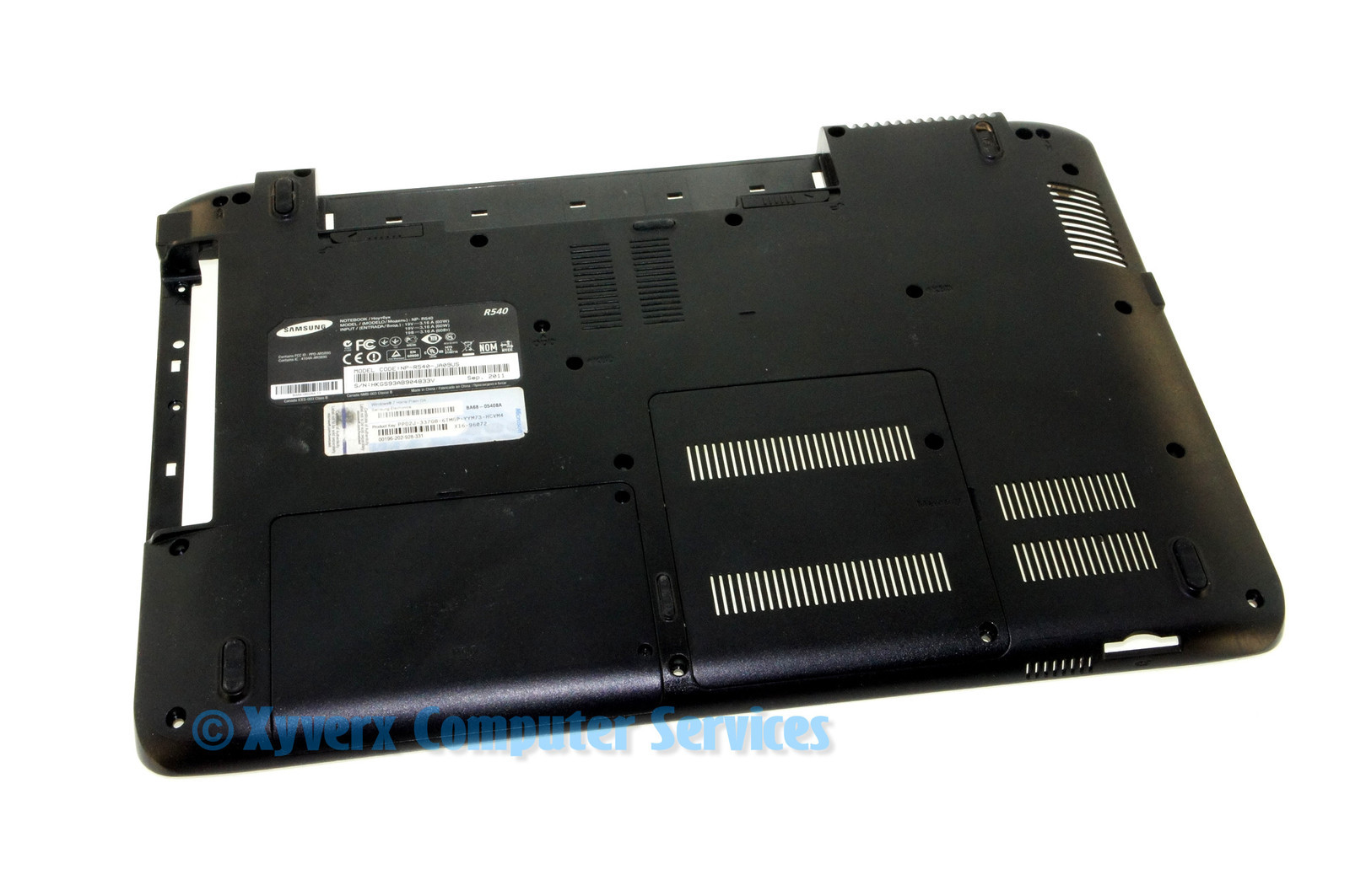 BA81-09822B SAMSUNG BASE W/ PLASTIC COVER NP-R540 NP-R540-JA09US READ(B)(AF43)