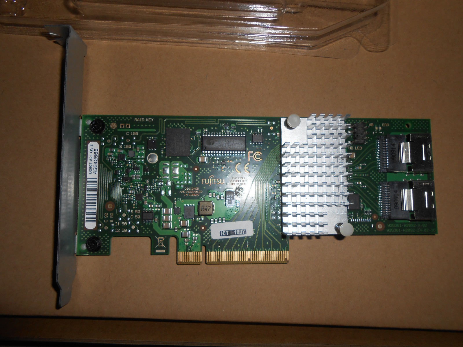 CONTROLLER CARD FUJITSU D2607-A21 GS2 RAID SAS/SATA 6G PCIe x8