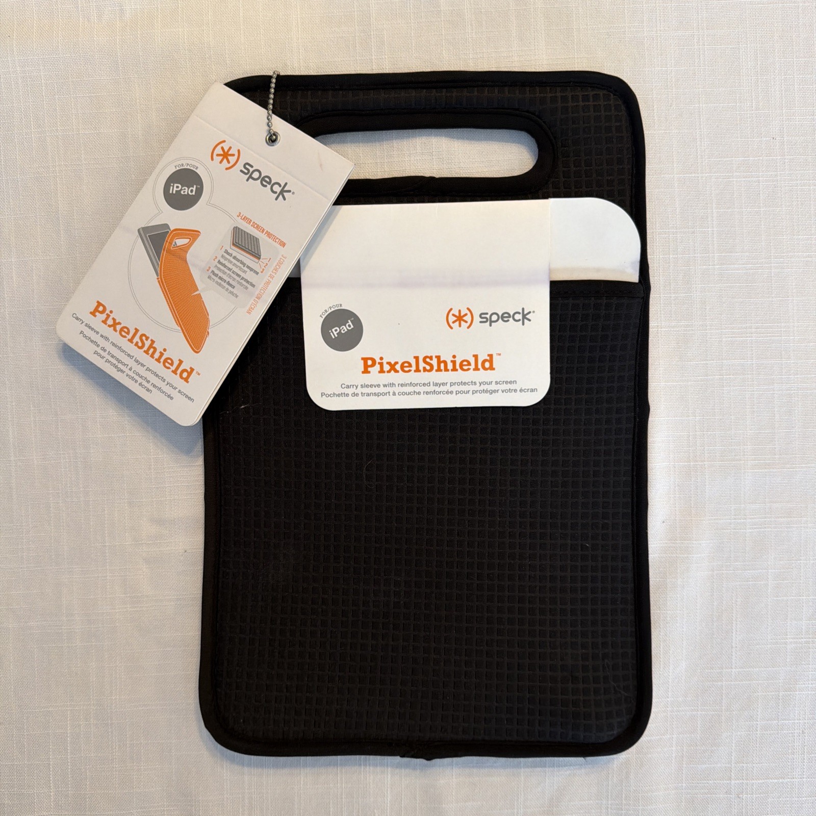 iPad Speck – PixelShield Carrying Case (Sleeve) New