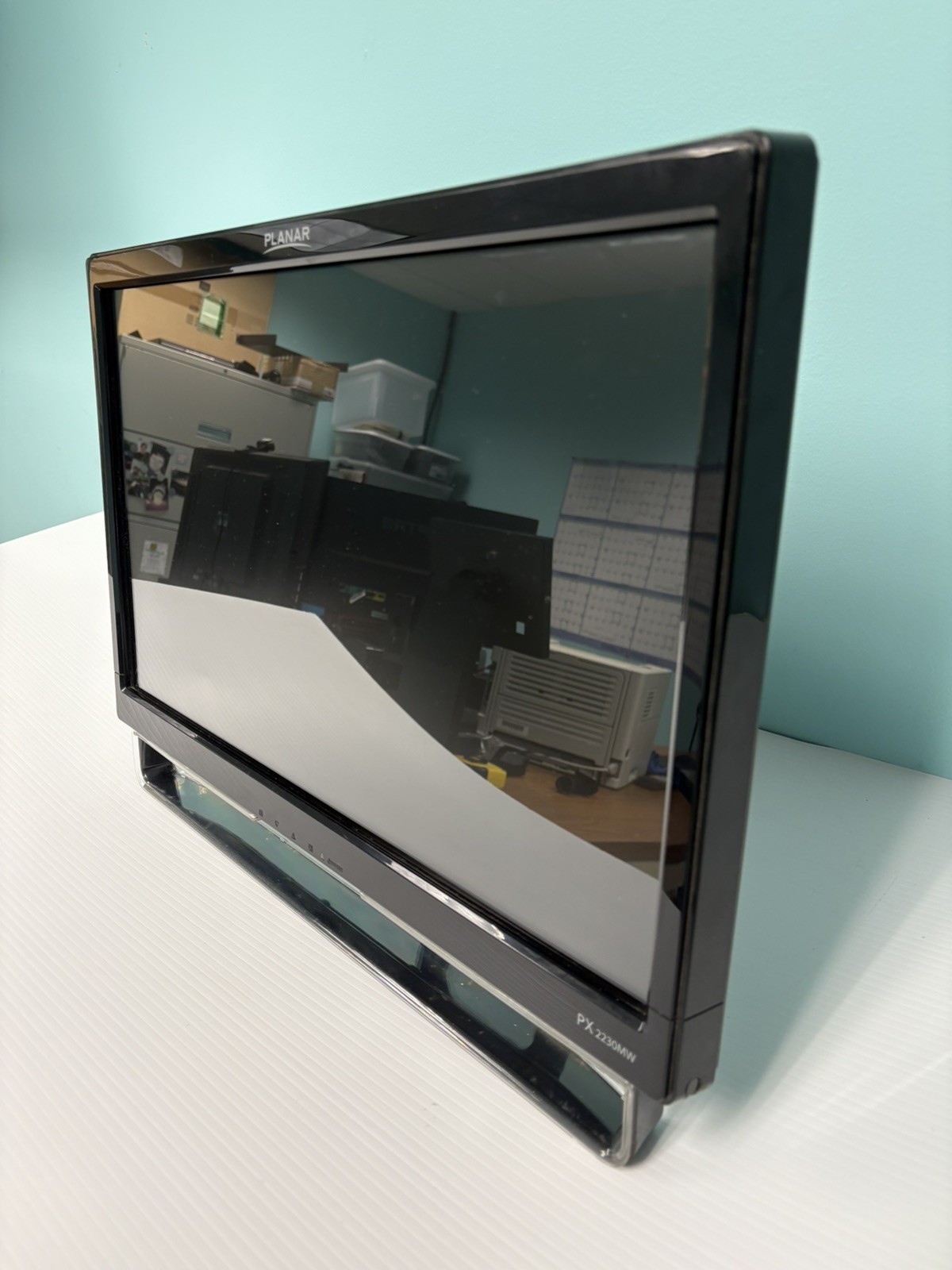 Planar PXL2230MW 22" Class LCD Touchscreen Monitor