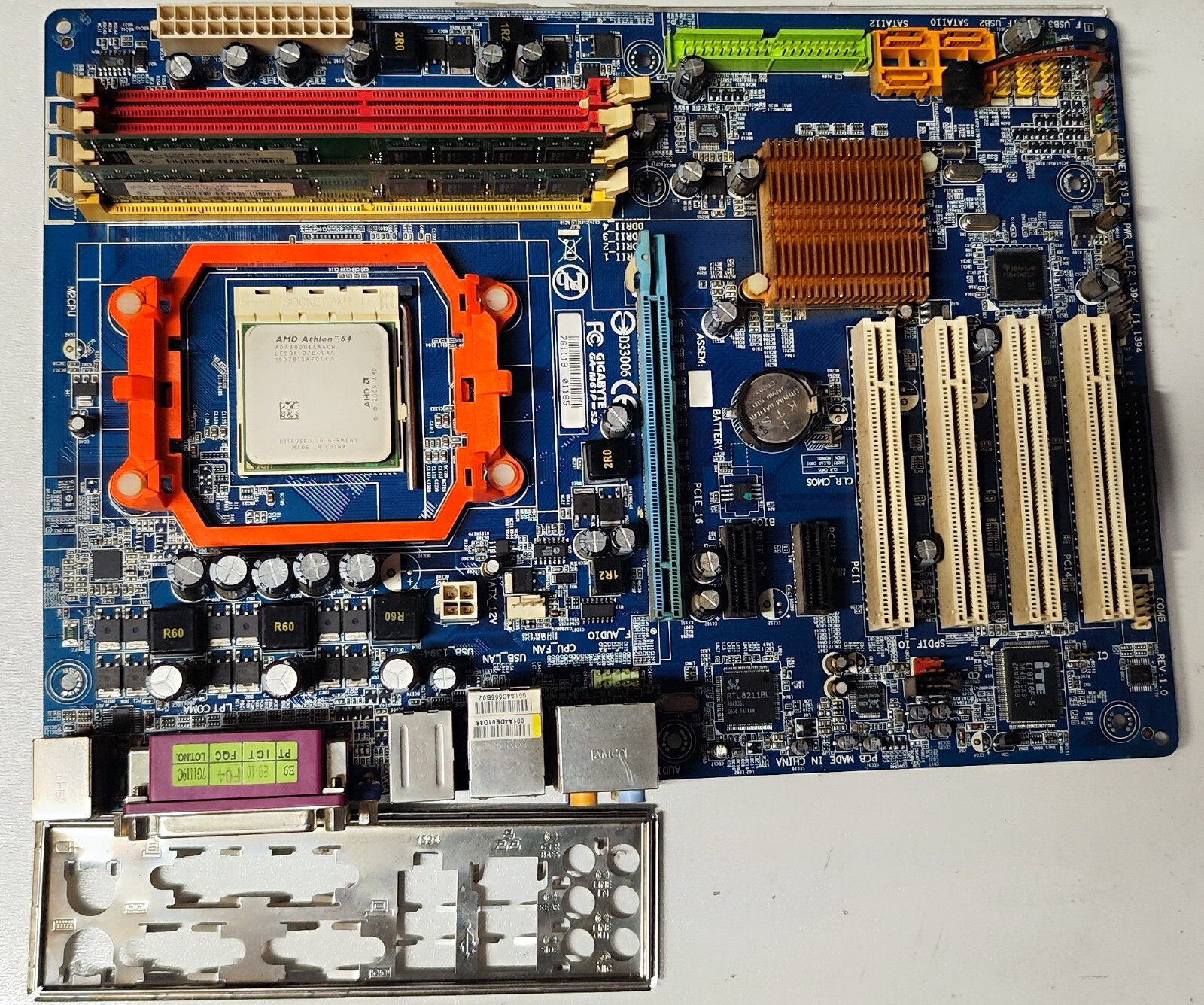 Gigabyte M61P-S3 Motherboard + AMD Athlon 64 3000+ CPU + IO Shield