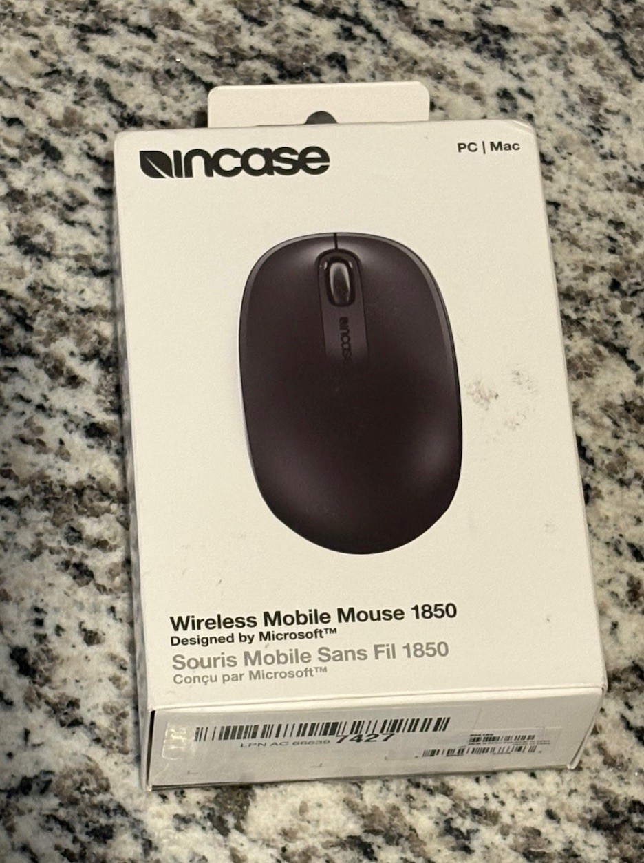 Incase Wireless Mobile Mouse 1850 Designed by Microsoft