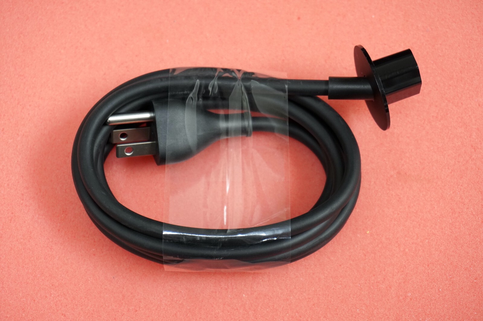 New Genuine Late 2017 Apple iMac Pro 6ft Power Cord Cable Black US (100