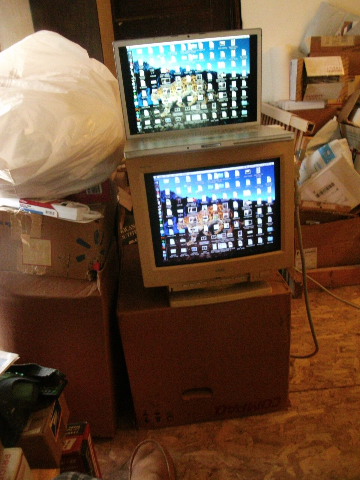 Dell D1025HT UltraScan1000H (Trinitron) 17” CRT Monitor 1600 x 1200 Retro Gaming