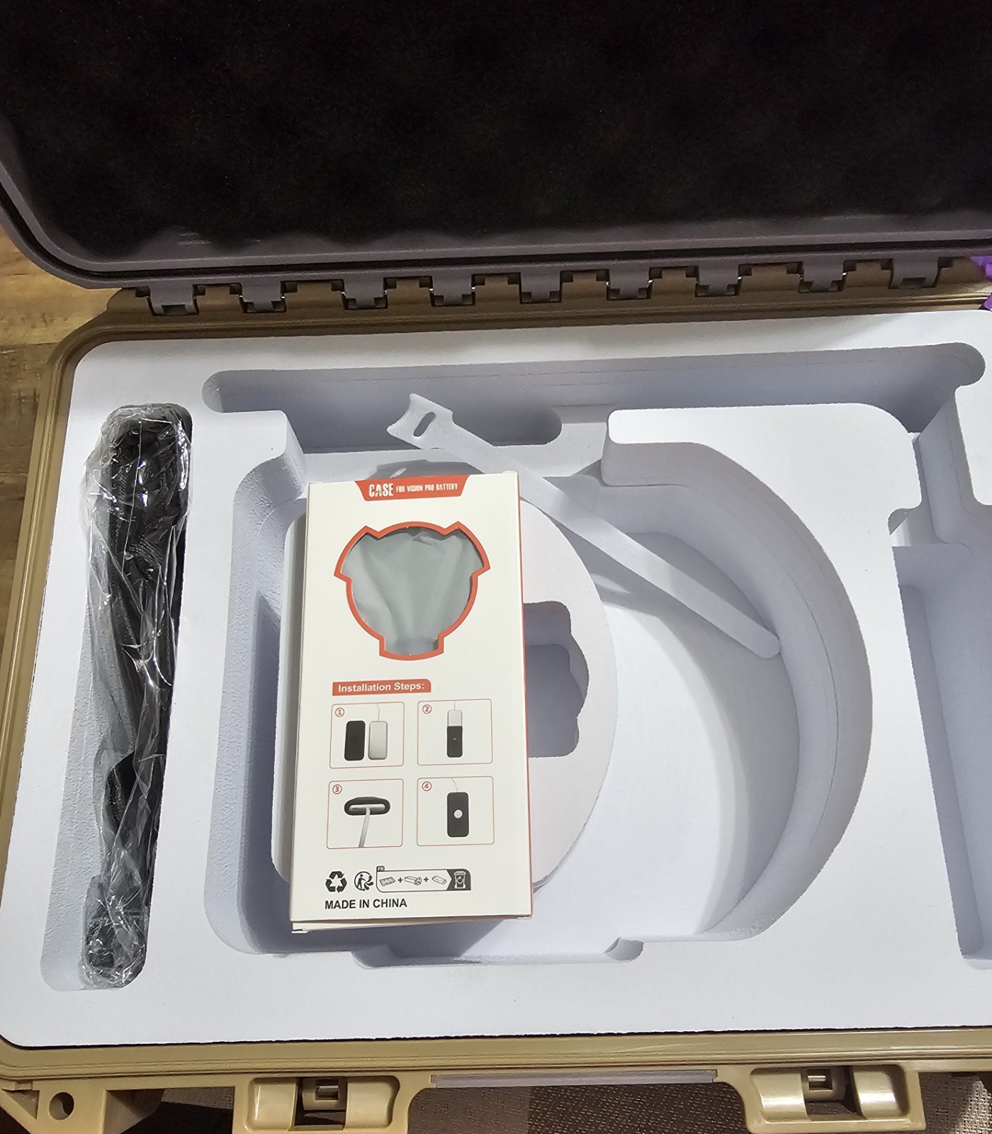 AMAZEAR Hard Case for Apple Vision Pro