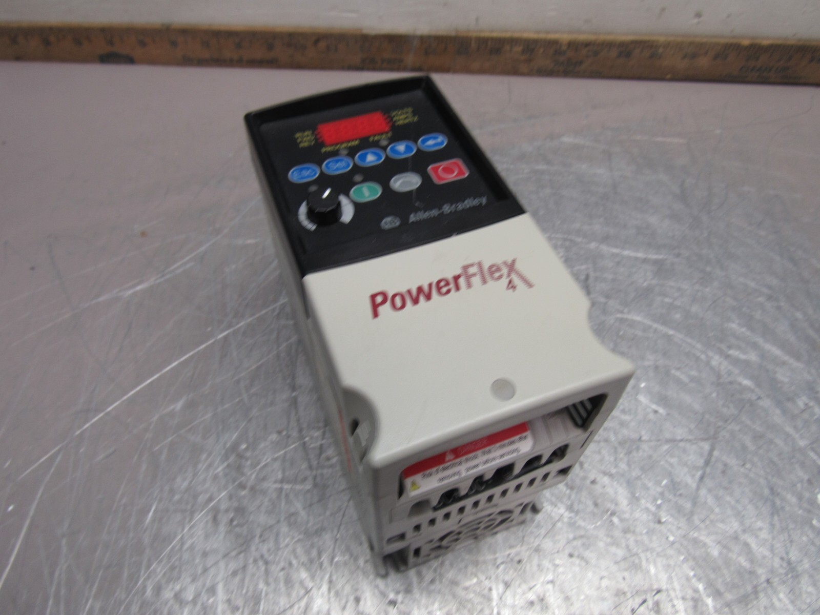 ALLEN BRADLEY POWERFLEX-4 AC DRIVE 22A-A2P1N103 SER-A 0.5HP 240V XLNT USED M/O
