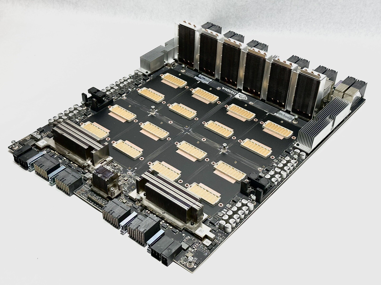 Nvidia HGX A100 8 GPU SXM4 Baseboard W/ NvSwitch Heatsink 40GB & 80GB TESTED