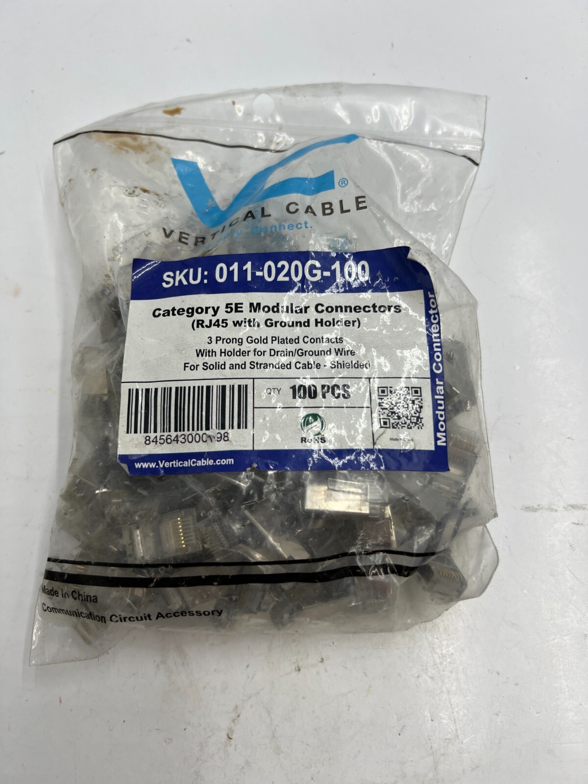 Pack of 100 - Vertical Cable Category 5E Modular Connectors 011-020G-100
