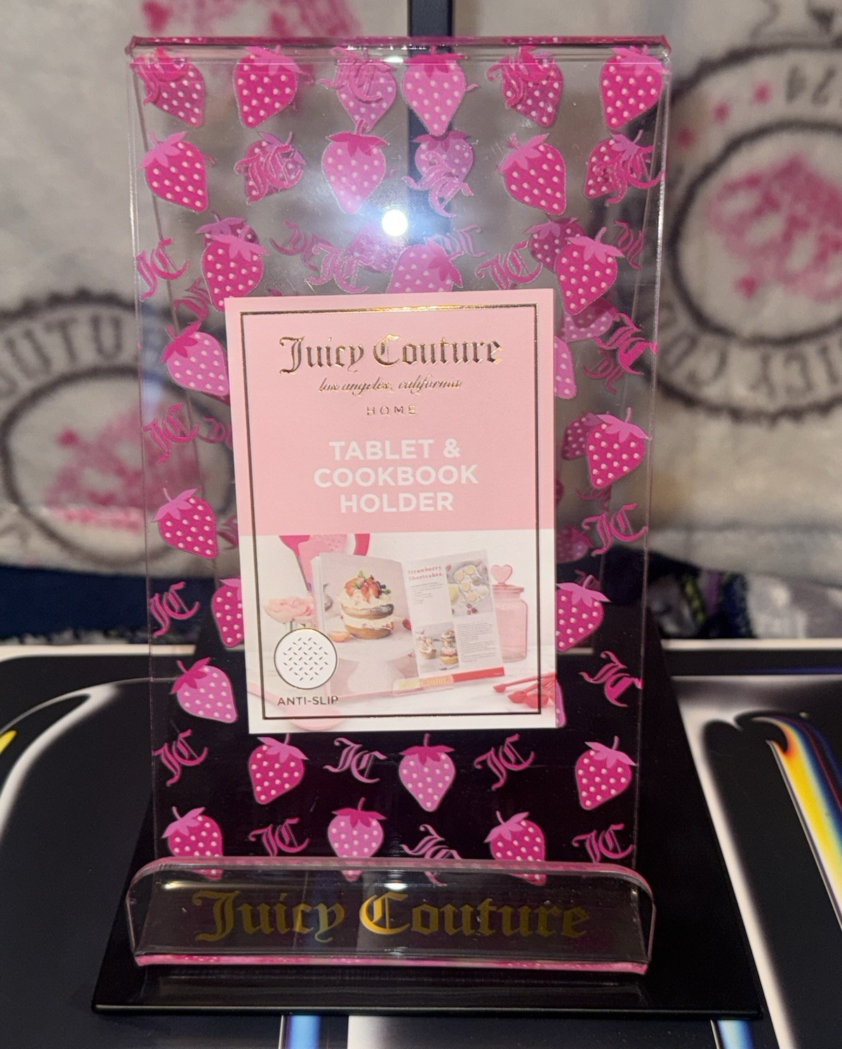 Juicy Couture Tablet & Cookbook Holder Anti-Slip Pink/Clear Strawberry