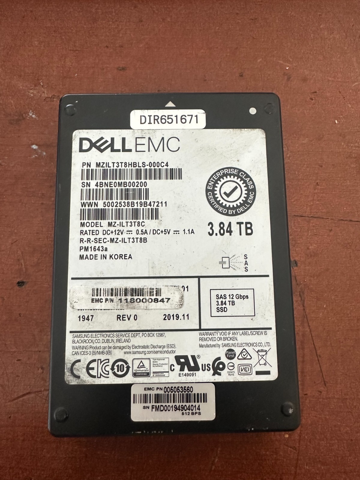 DELL 3.84TB SAS 12Gbps Read Intensive 2.5in SSD MZ-ILT3T8C 05Y4TP