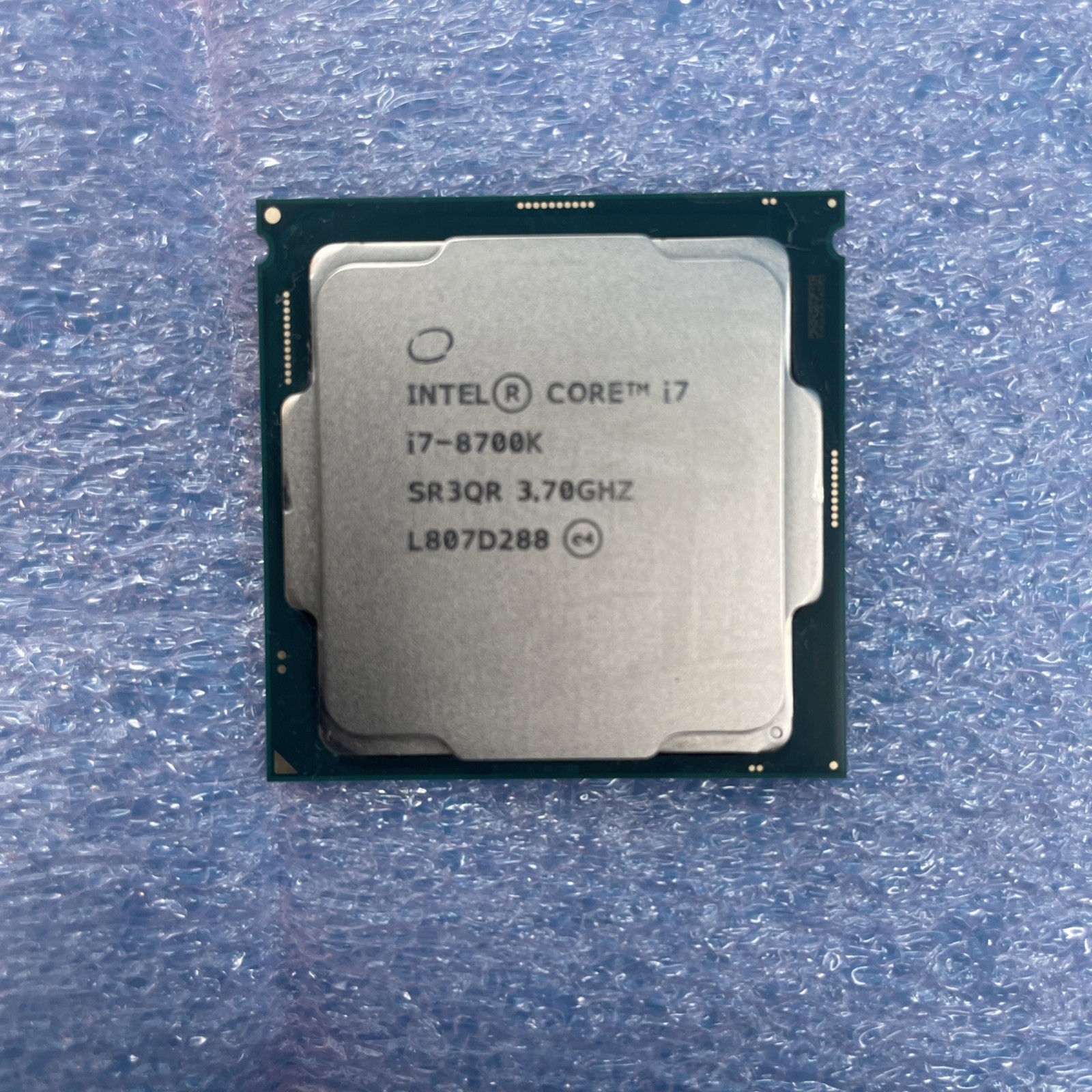 Intel Core i7-8700K CPU 3.70GHz Desktop Processor (SR3QR)