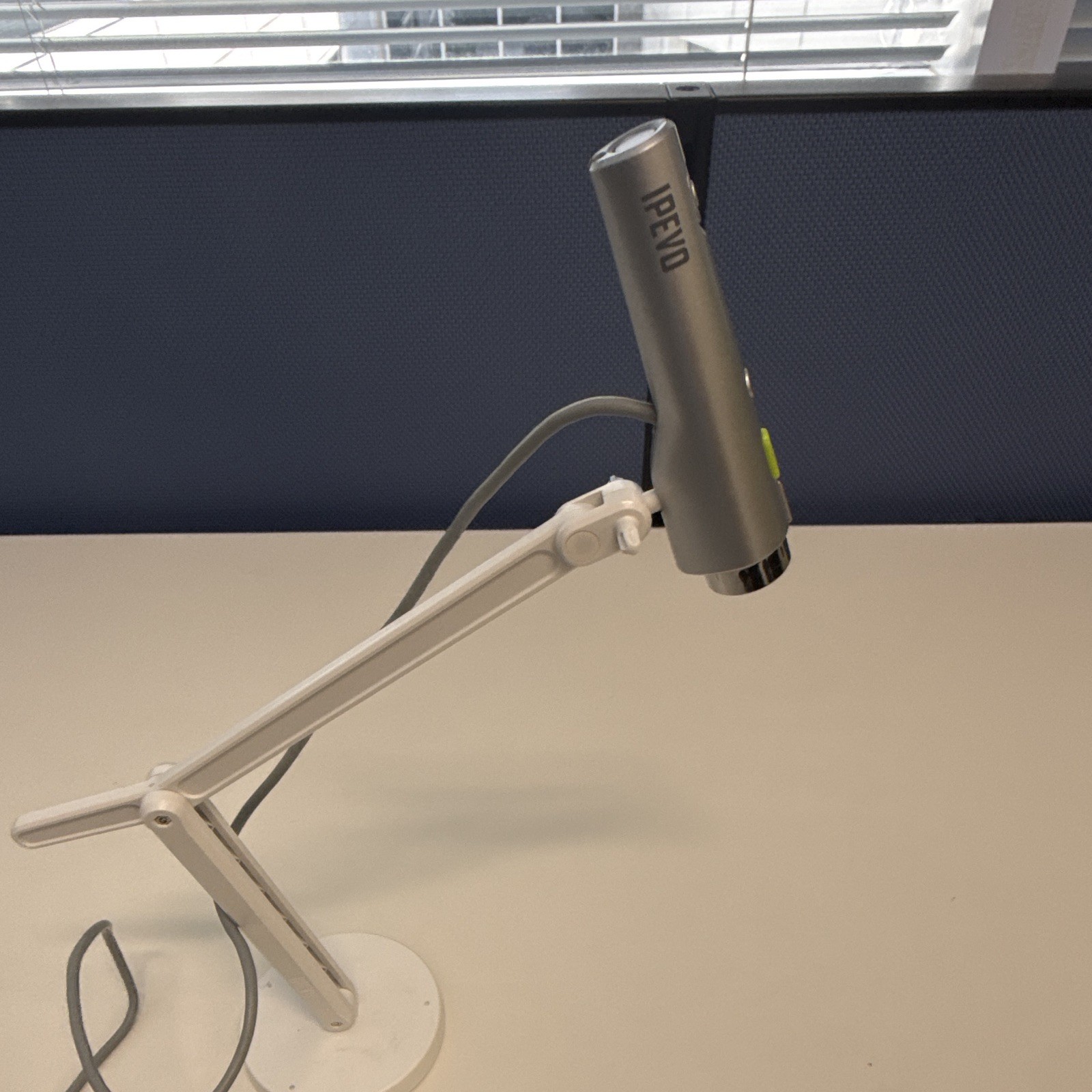 IPEVO Point 2 View Web Camera USB With Stand