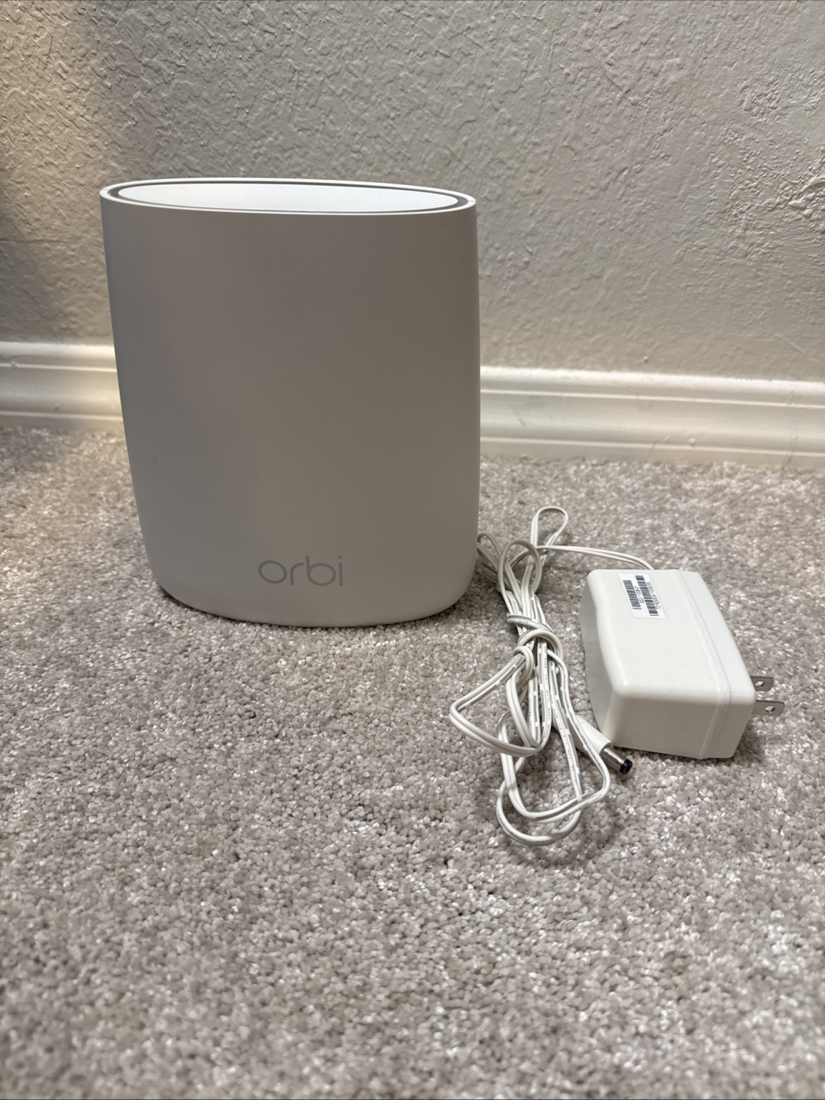 NETGEAR Orbi Satellite RBS20 Tri-Band Wi-Fi 5 Add-On Satellite - TESTED