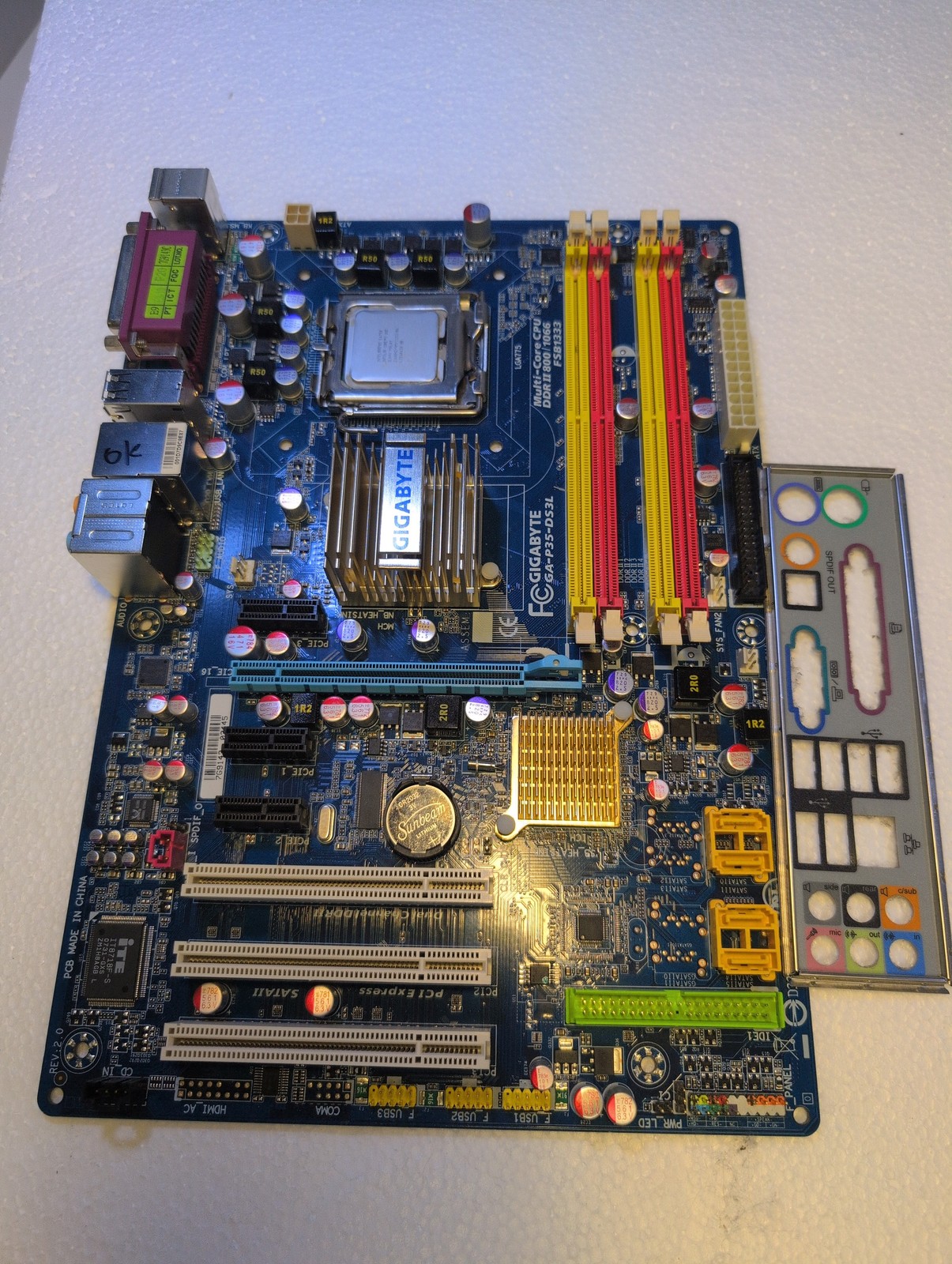 🎸 Gigabyte GA-P35-DS3L LGA775 Motherboard with Intel Core 2 Duo E6750 CPU