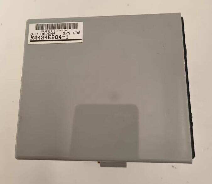 1PC NEW R4424E204-1 Via FedEx or DHL