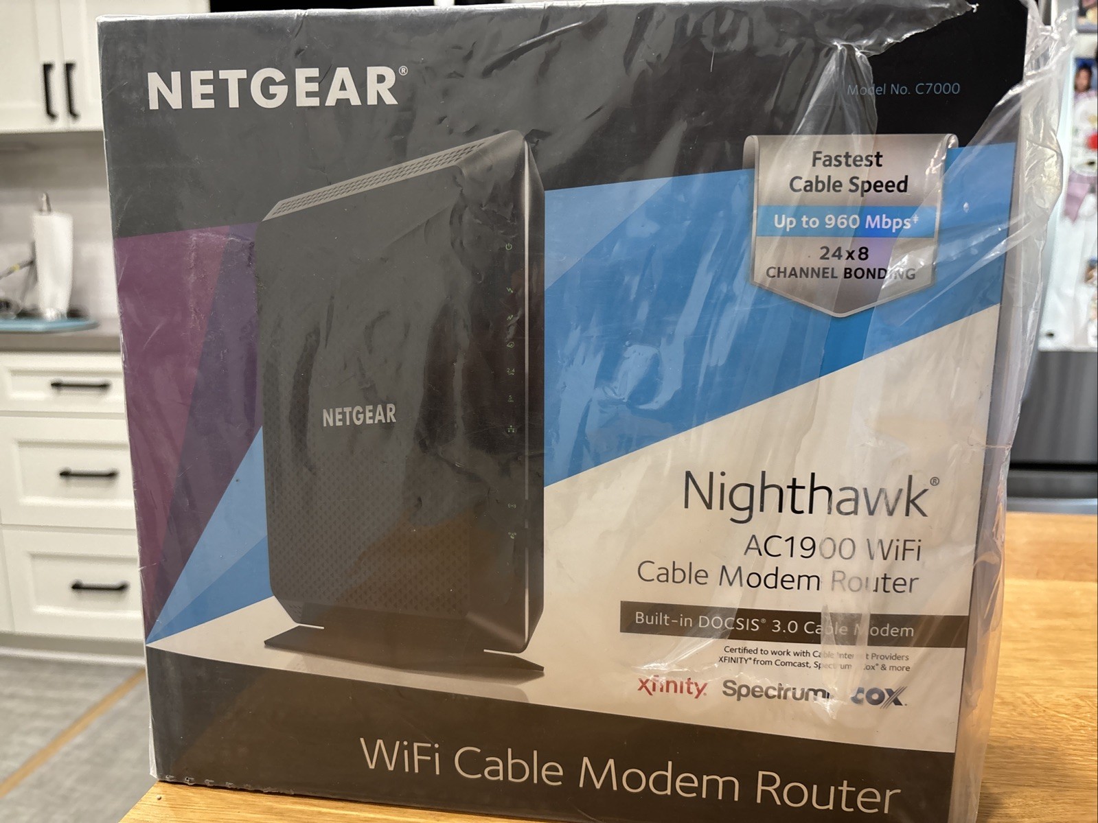 New In Box Netgear Nighthawk AC1900 WiFi Cable Model Router