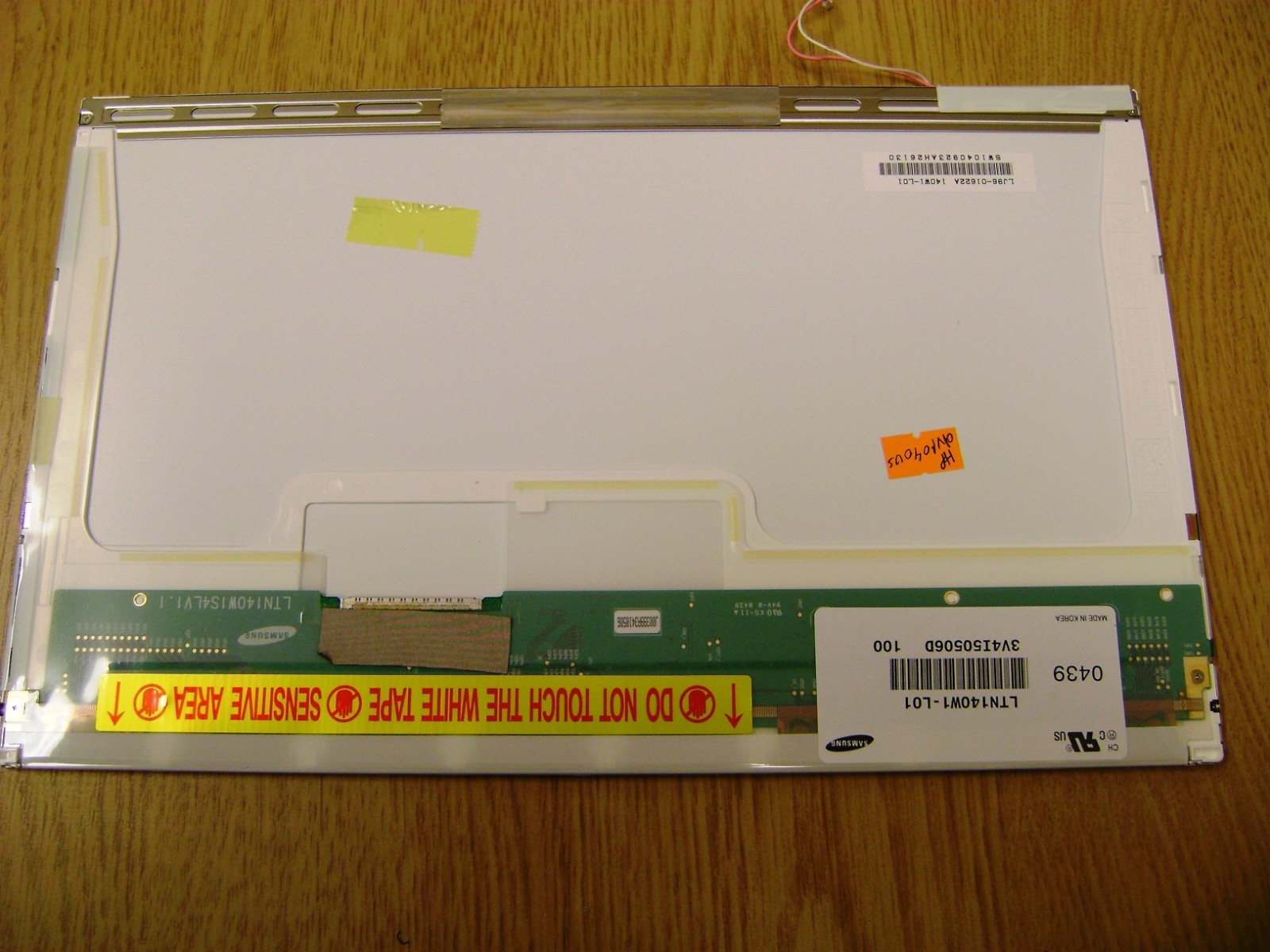 14.0" WXGA Laptop LCD Screen for HP Pavilion DV1040US Laptop
