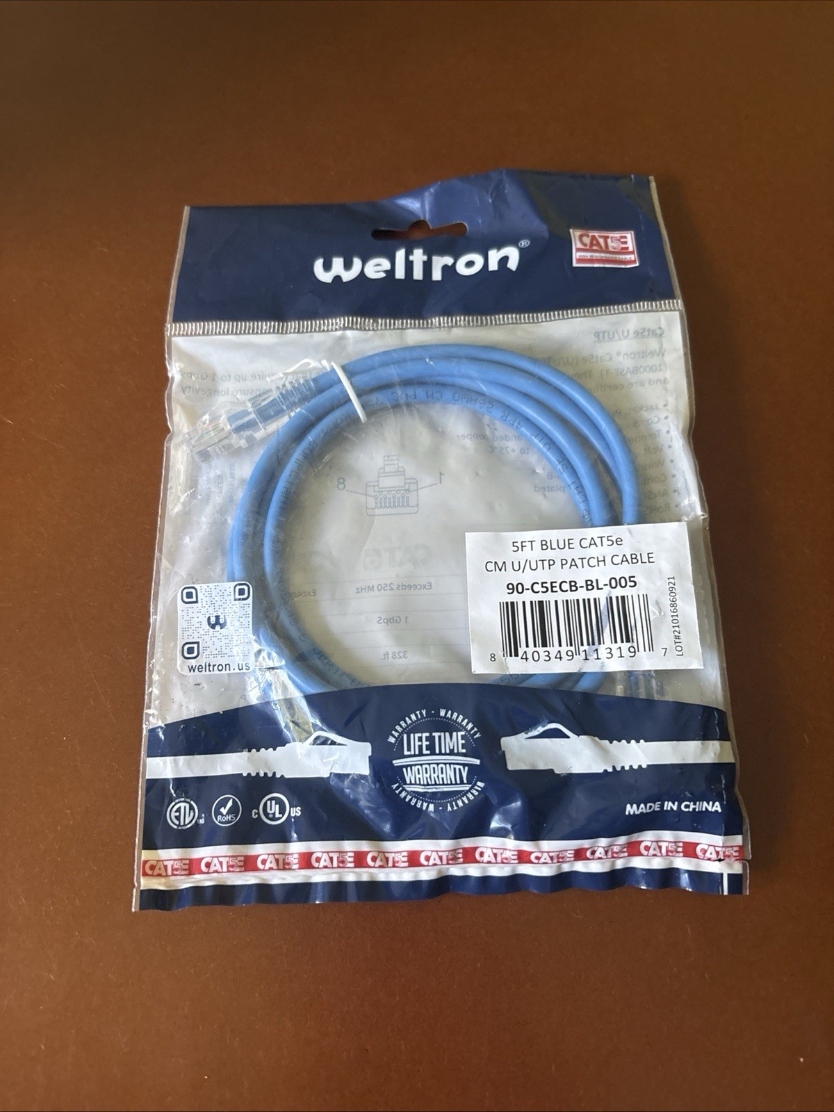 Weltron 5ft Blue Cat5e UTP Patch Cable