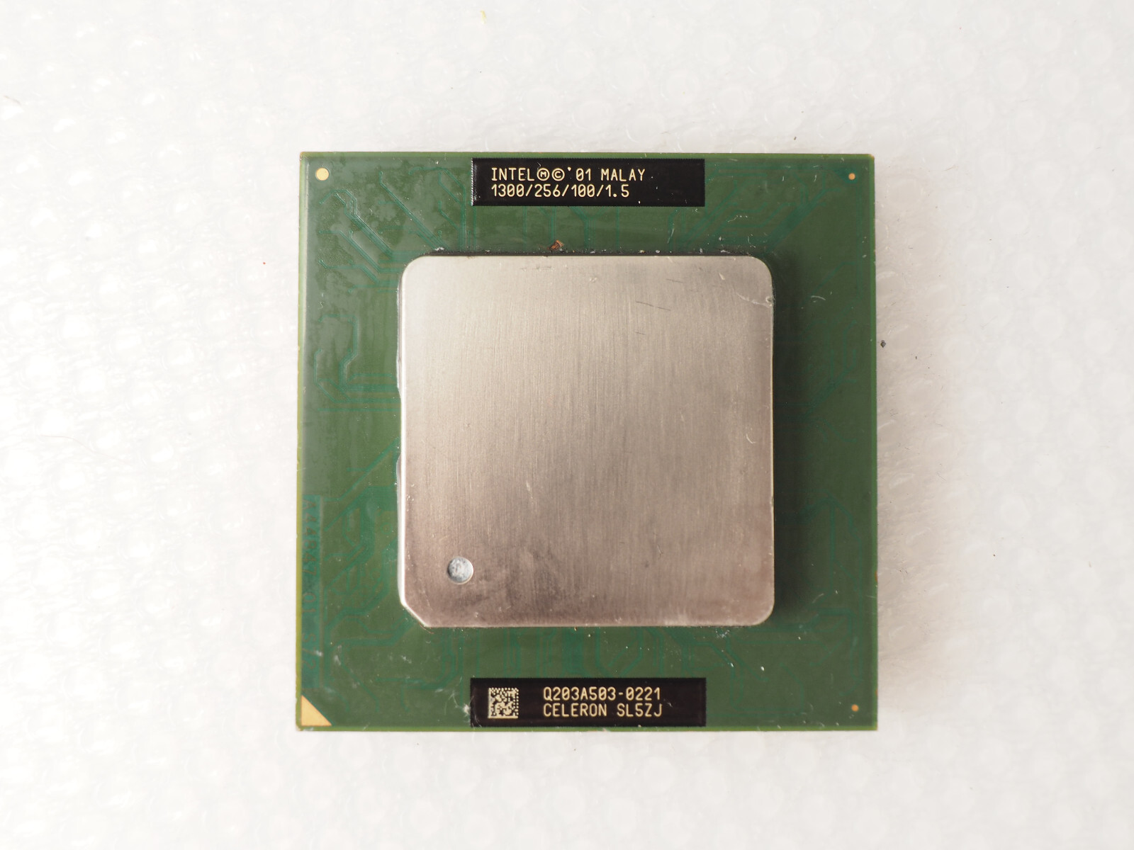 Intel Celeron 1300MHz SL5ZJ 370 Socket Processor CPU
