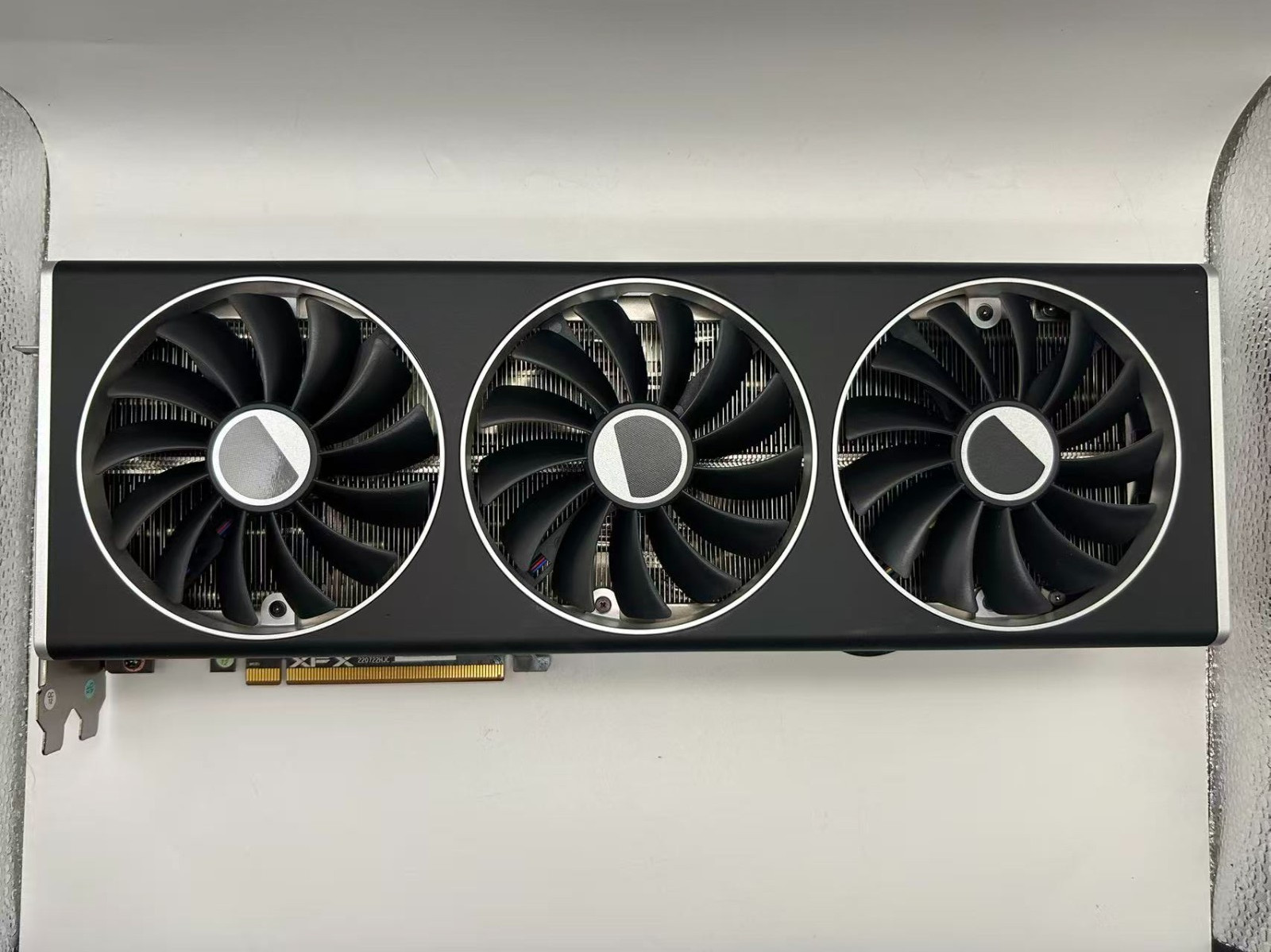 XFX Speedster MERC 310 Radeon RX 7900 XT 20GB - Graphics Card - Excellent 