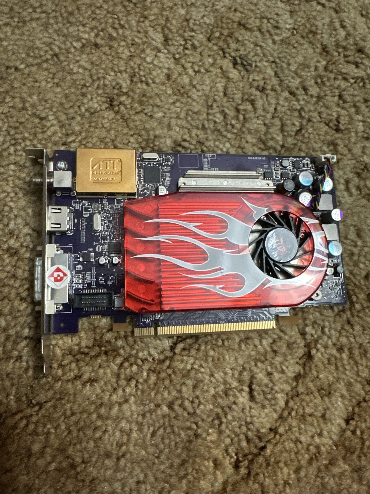 Emachines Tower Computer Model ET1331G-05w video Graphics Card P/N 102B3830202