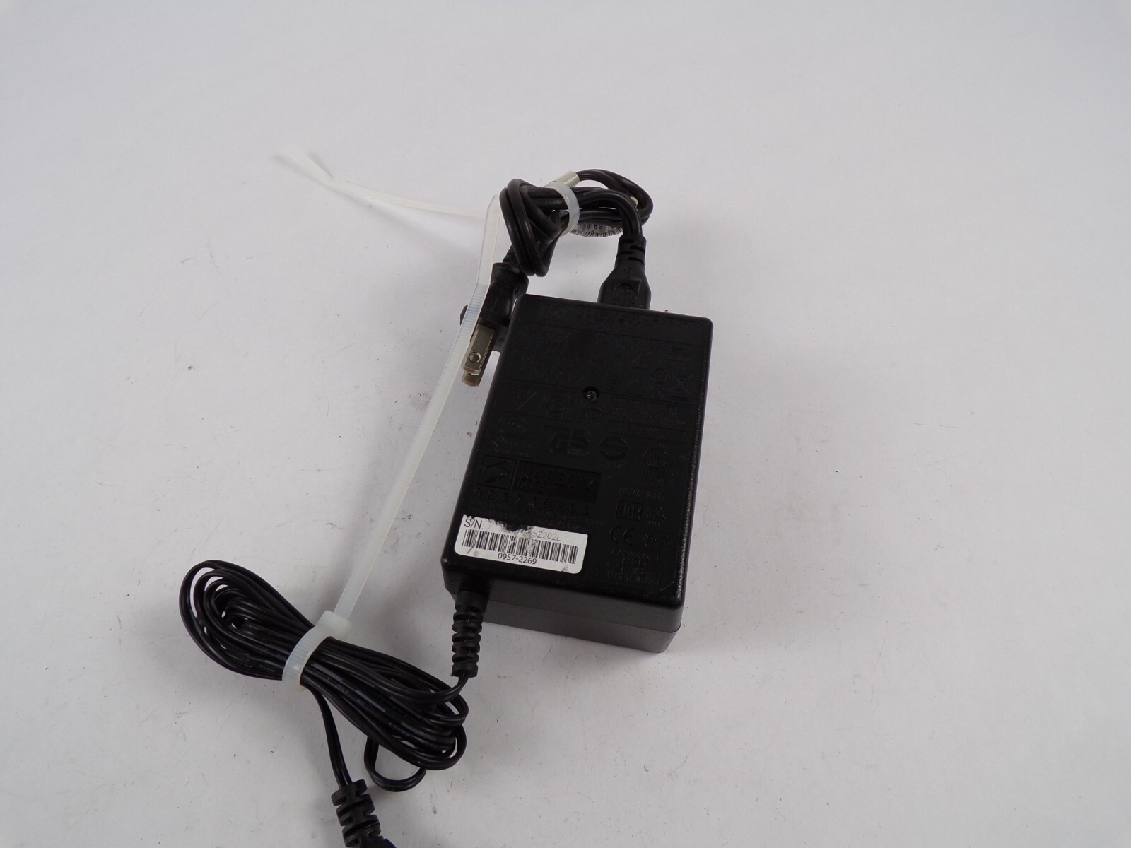 Genuine AC/DC Adapter 081749-11 Output 20V 2.25A Power Supply Adapter A00