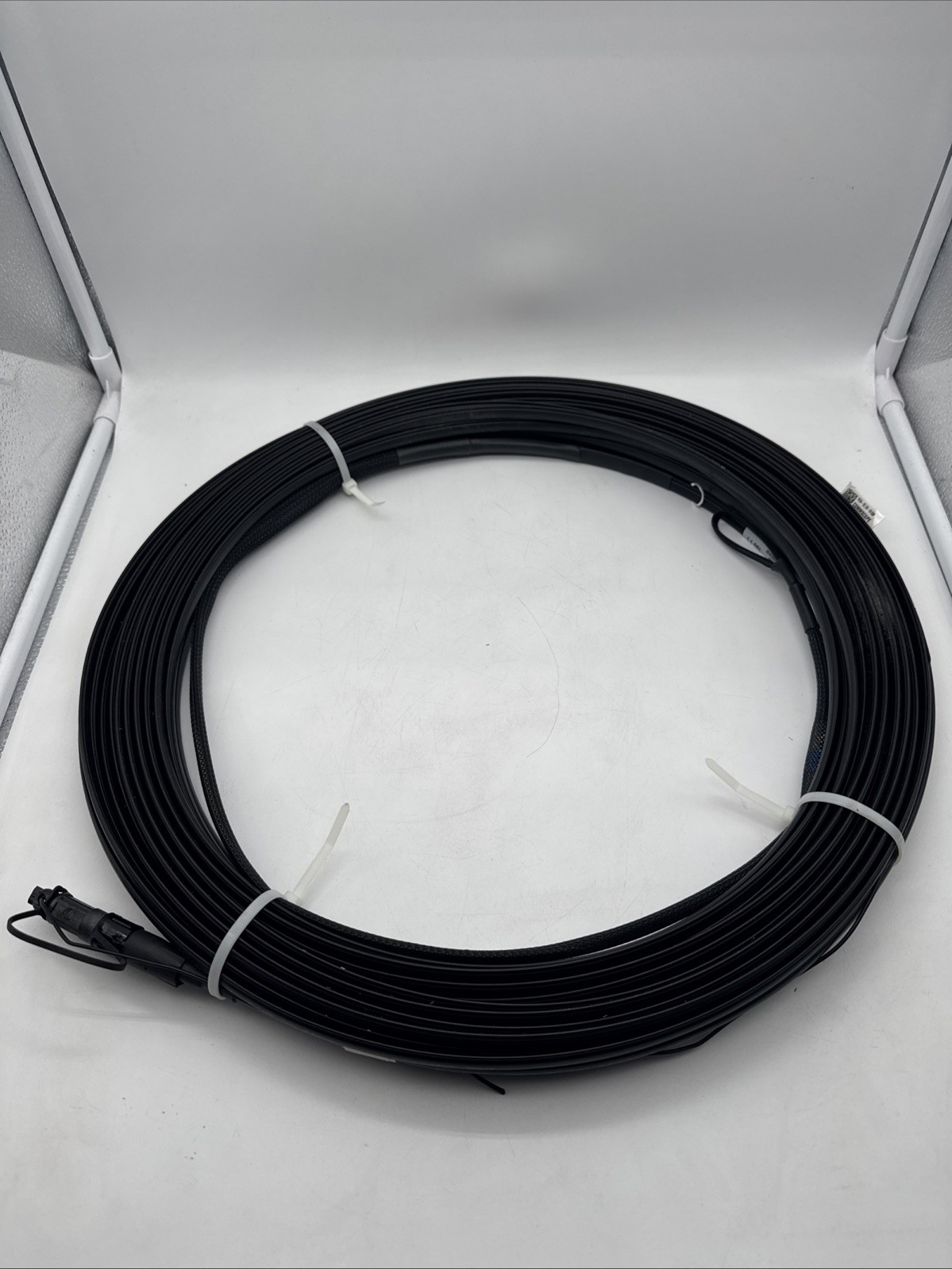 COMMSCOPE OPTICAL CABLE OS2 SM 100F HCA-XL1B-0100F