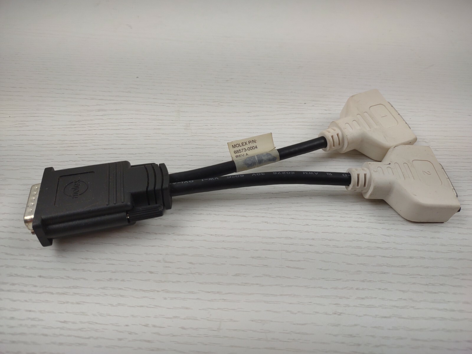 Molex 68573-0004 DMS-59 to Dual DVI Y Splitter Adapter cable