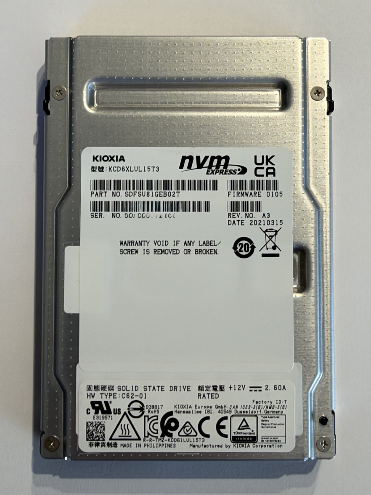 Kioxia KCD6XLUL15T3 CD6-R 15.36TB NVMe PCIe4x4 2.5" 15mm SIE 1DWPD SSD