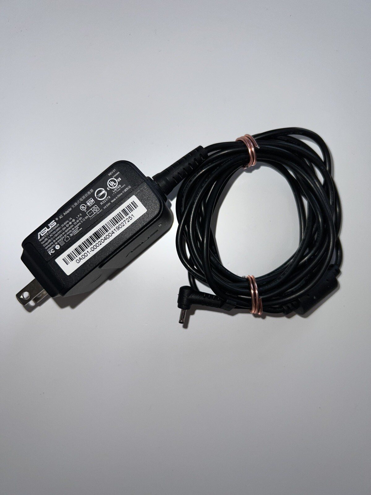 Genuine ASUS EXA1004UH AC Adapter Output 19 V 1.58 A Power Supply Adapter A73